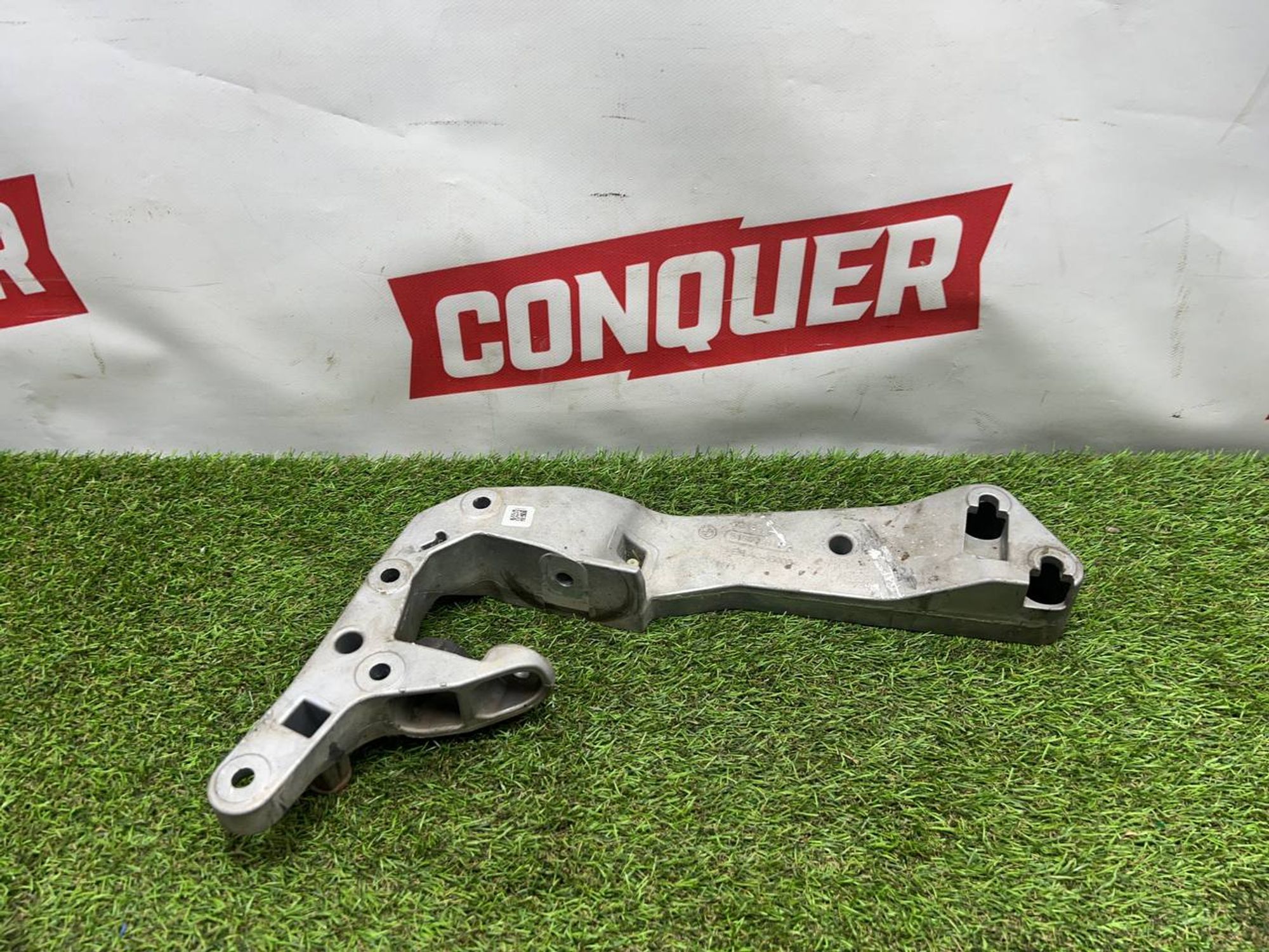 https://ycs.partsauto.market/partsauto-images/thmbs/fe3598d81d96ccd0d48866cd4b8a0dea/3cd795898509719ebfaece567ef75db5/9ad8fba5710dca88a44ee3c7d3bcf498.jpg