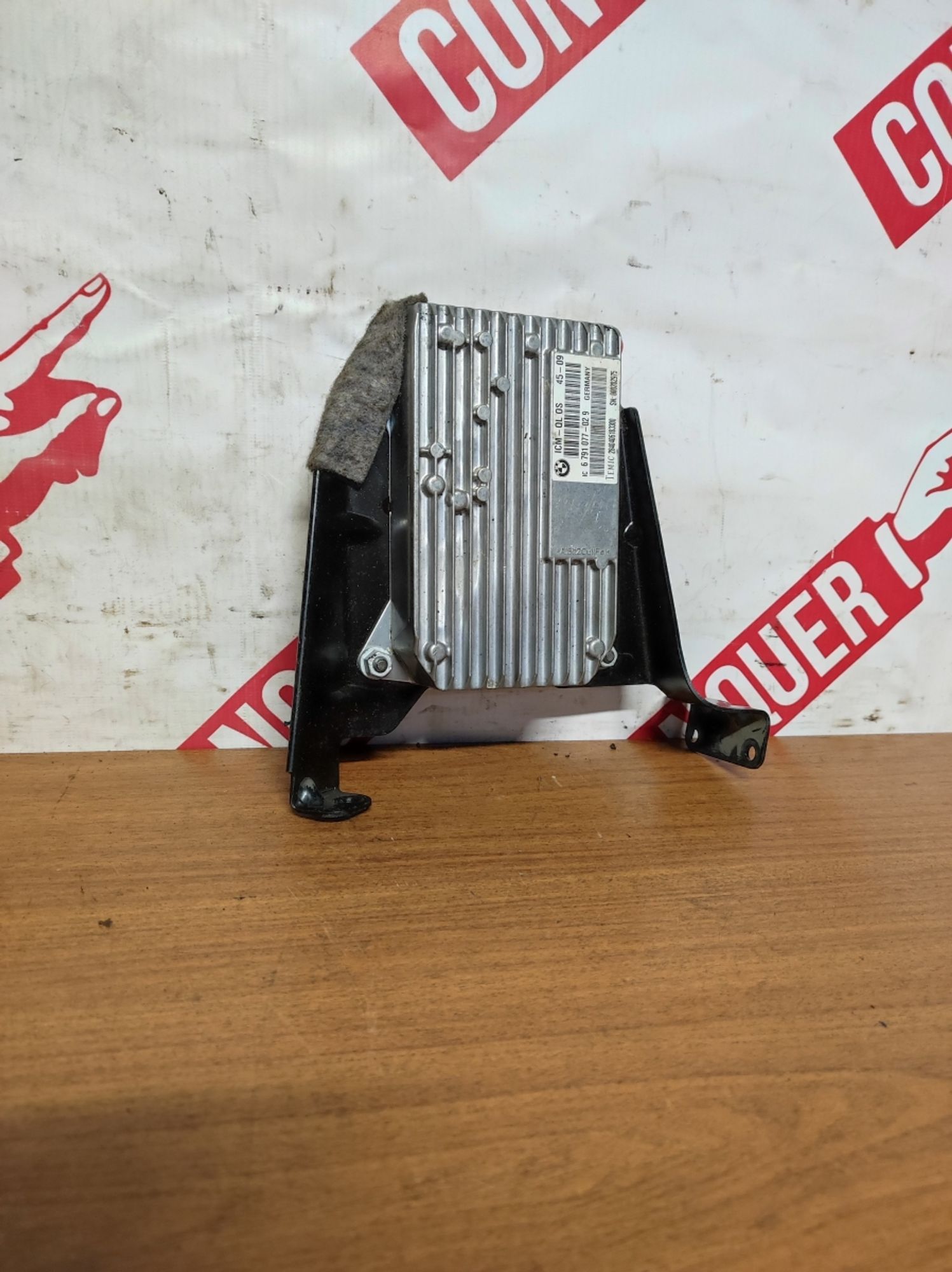 https://ycs.partsauto.market/partsauto-images/thmbs/fe3598d81d96ccd0d48866cd4b8a0dea/3d863ab674ab4703a221db8819985647/b7a8d8e10130fcfe26d0be9129500274.jpg