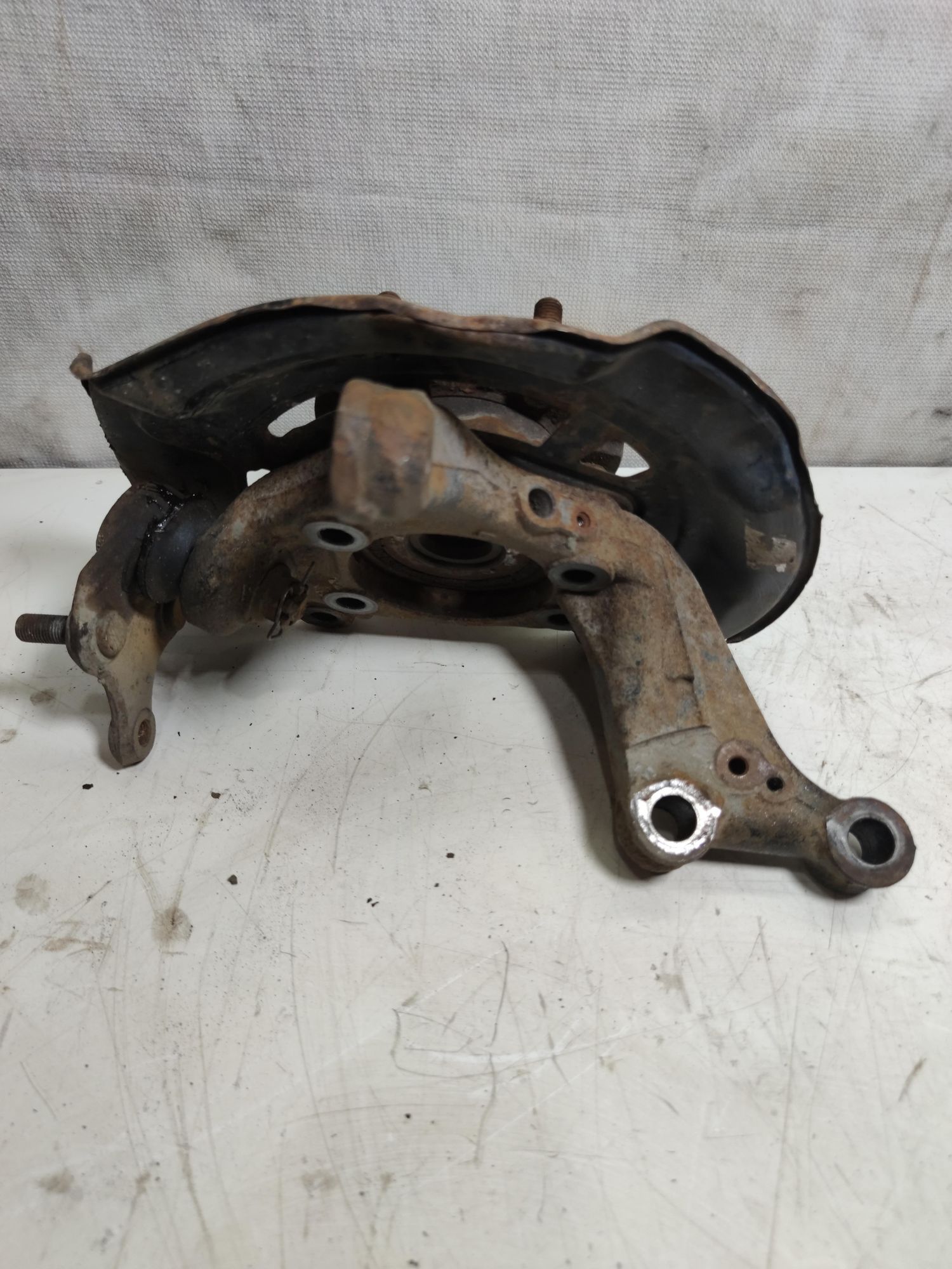 https://ycs.partsauto.market/partsauto-images/thmbs/fe3598d81d96ccd0d48866cd4b8a0dea/41fab2d20f9576e36892f75c5bb97552/c2efb4a08c68f0341560df3b0339d007.jpg