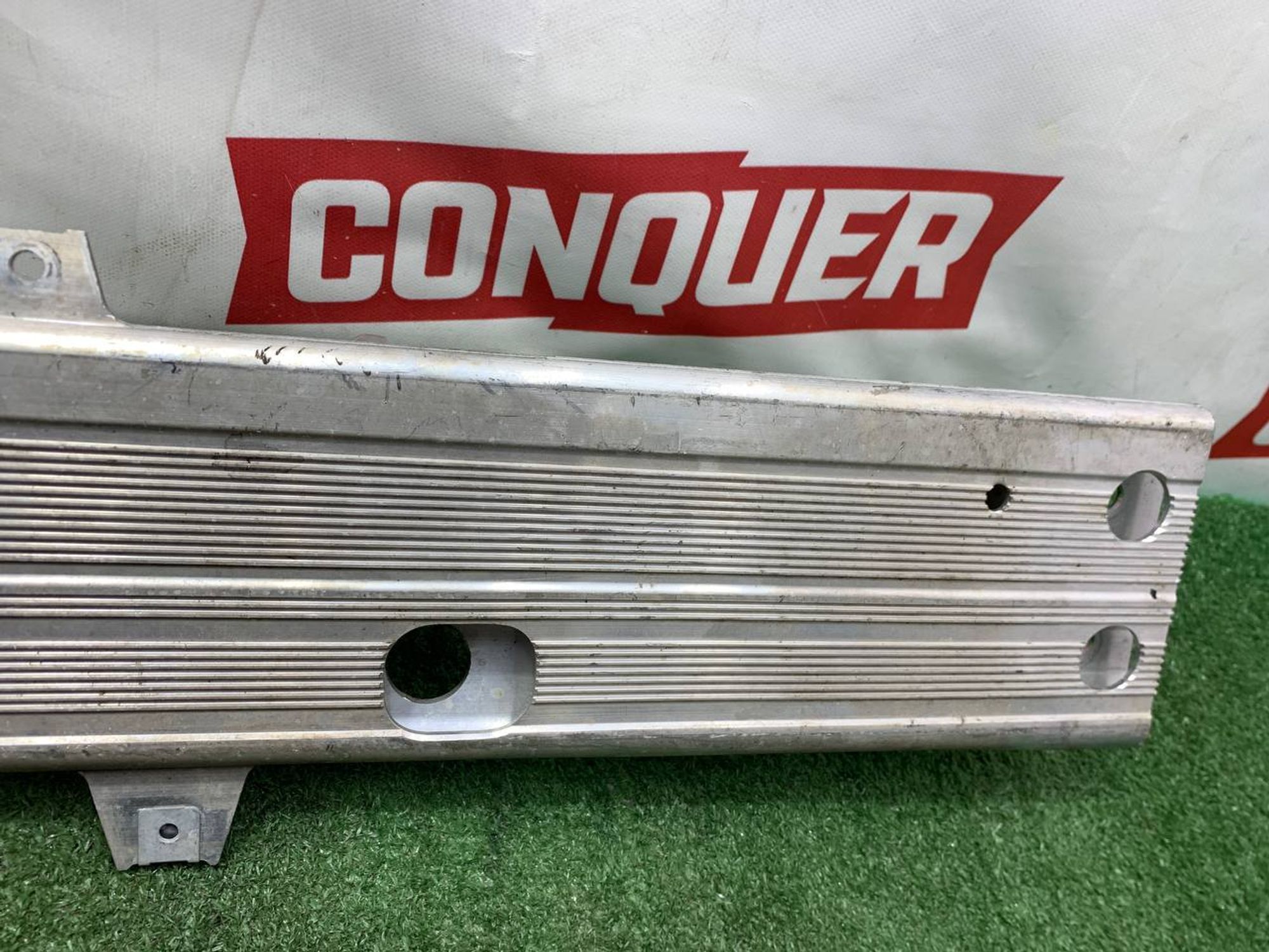 https://ycs.partsauto.market/partsauto-images/thmbs/fe3598d81d96ccd0d48866cd4b8a0dea/531b18661886f32981e6ac50a766ef2c/388de14c78417b53b8c4dc47f74c23f2.jpg
