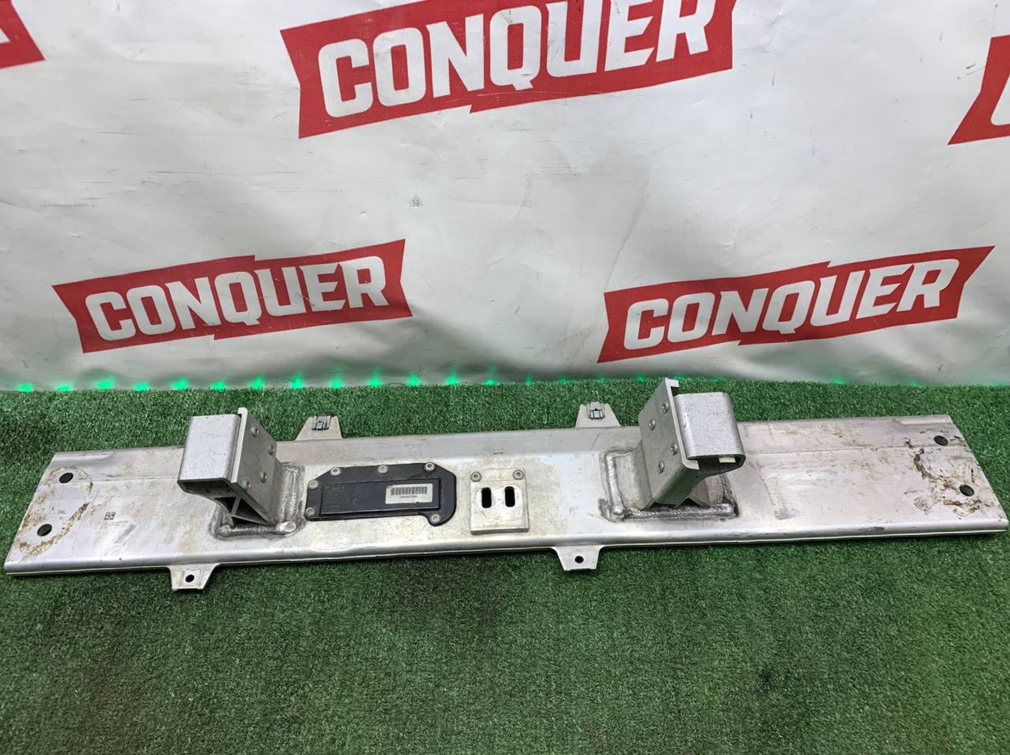 https://ycs.partsauto.market/partsauto-images/thmbs/fe3598d81d96ccd0d48866cd4b8a0dea/531b18661886f32981e6ac50a766ef2c/7033782eac7bd58fcb15f24a6e8961a5.jpg