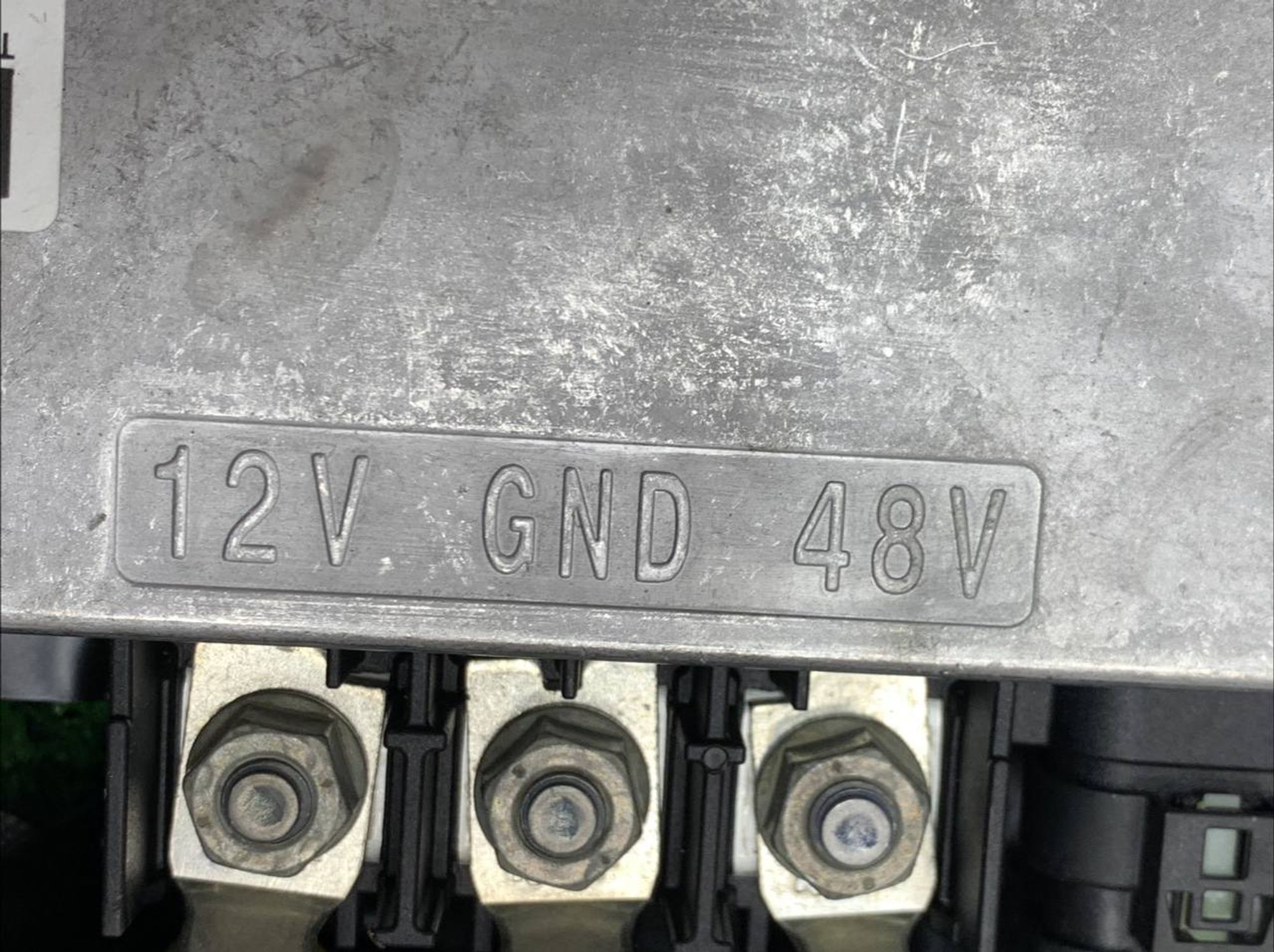 https://ycs.partsauto.market/partsauto-images/thmbs/fe3598d81d96ccd0d48866cd4b8a0dea/53f1aee97c1bbeb7d3841928163d22fb/747b78b493e34746610a958fc478b3f7.jpg