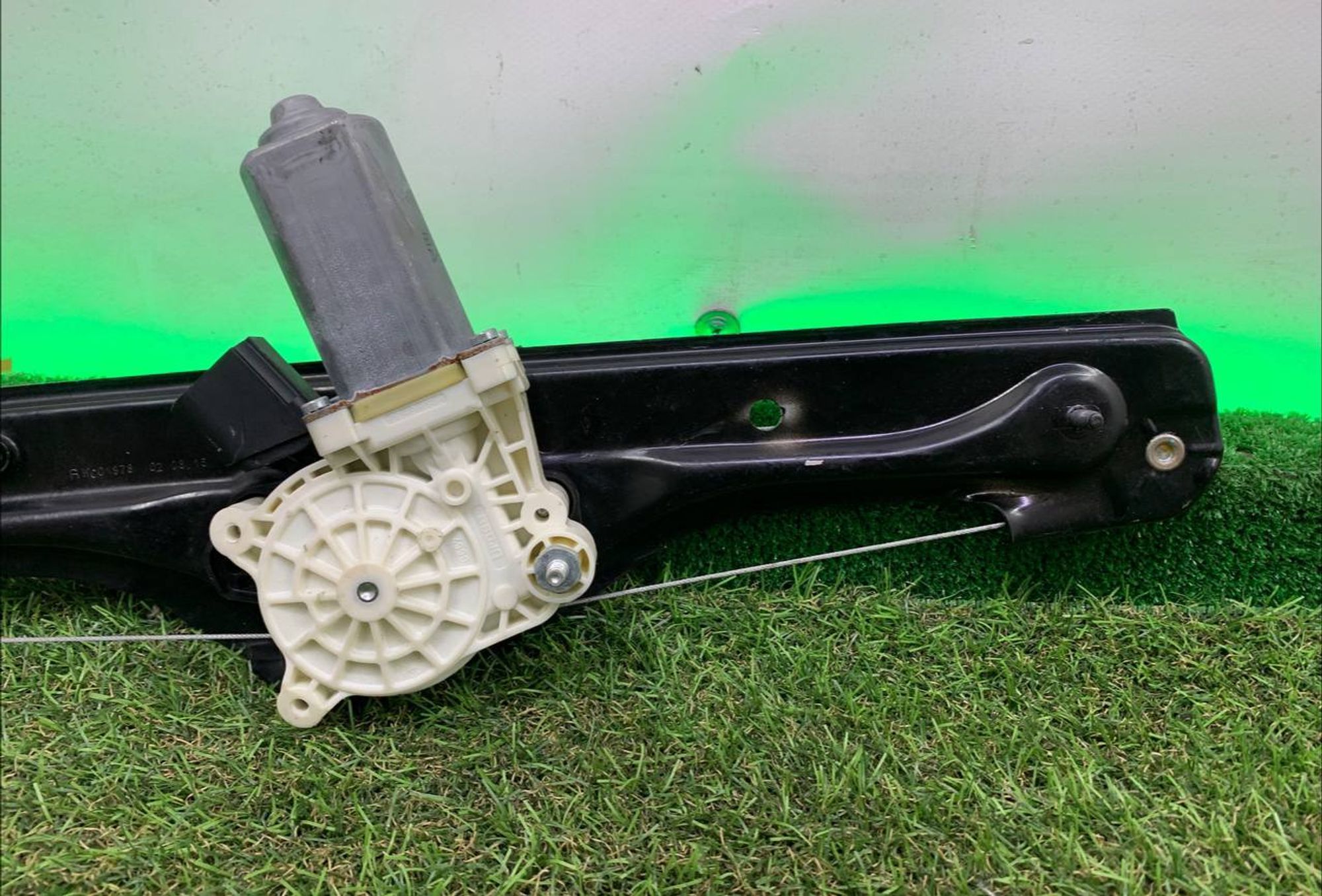 https://ycs.partsauto.market/partsauto-images/thmbs/fe3598d81d96ccd0d48866cd4b8a0dea/664aedfc17ee77e2f1ad12697c4e6a5b/594fb4e75dcee92a9f18e07c976f26c1.jpg
