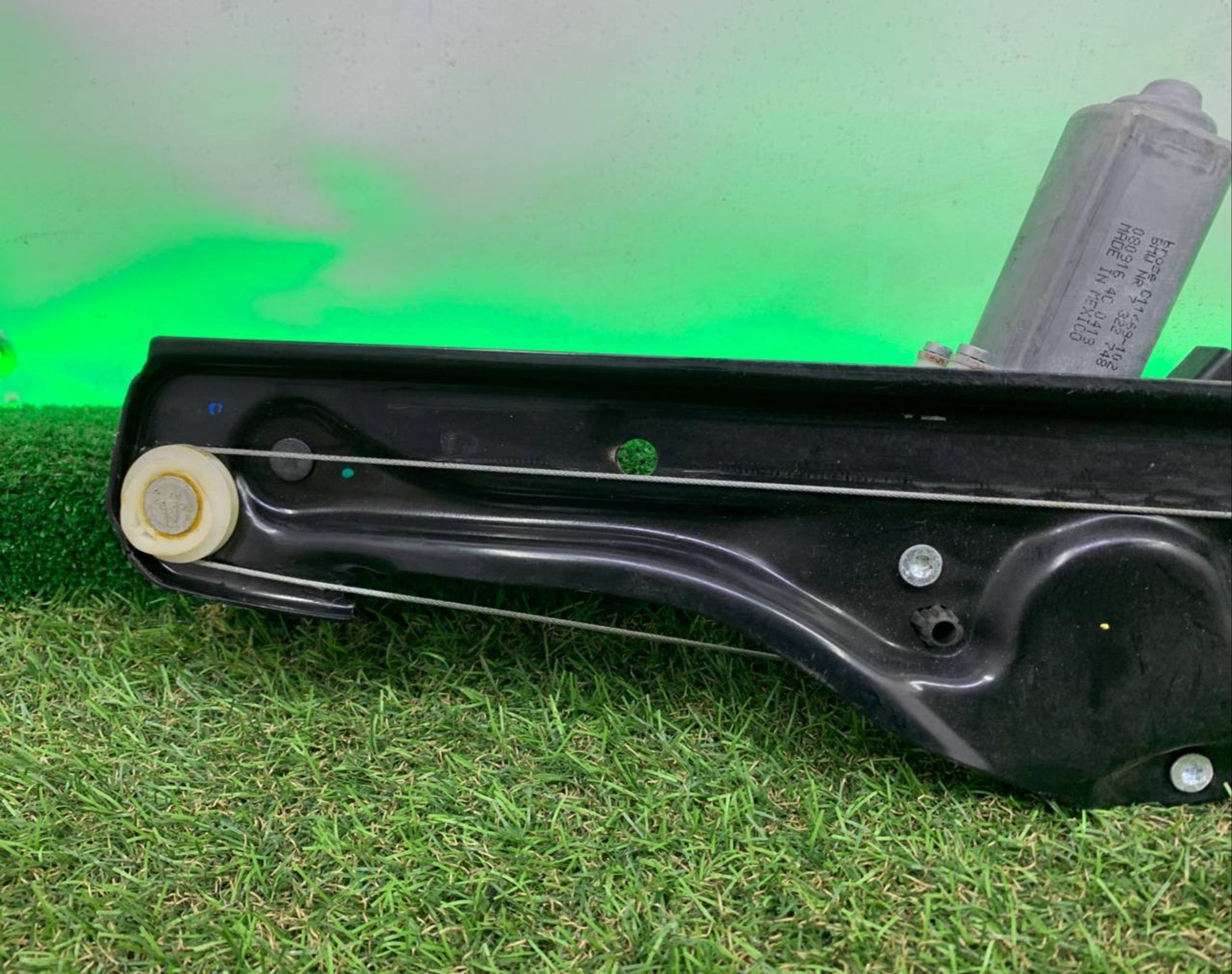 https://ycs.partsauto.market/partsauto-images/thmbs/fe3598d81d96ccd0d48866cd4b8a0dea/664aedfc17ee77e2f1ad12697c4e6a5b/d5bfee8b62e3d2bc35a35d04288a0862.jpg