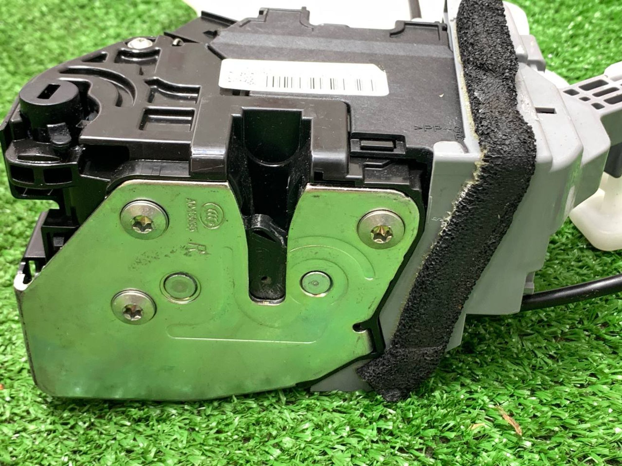 https://ycs.partsauto.market/partsauto-images/thmbs/fe3598d81d96ccd0d48866cd4b8a0dea/76fcba56e78f76f23b87e940d82395f7/d4d993dee76a3ea7462b18c84dfe4852.jpg