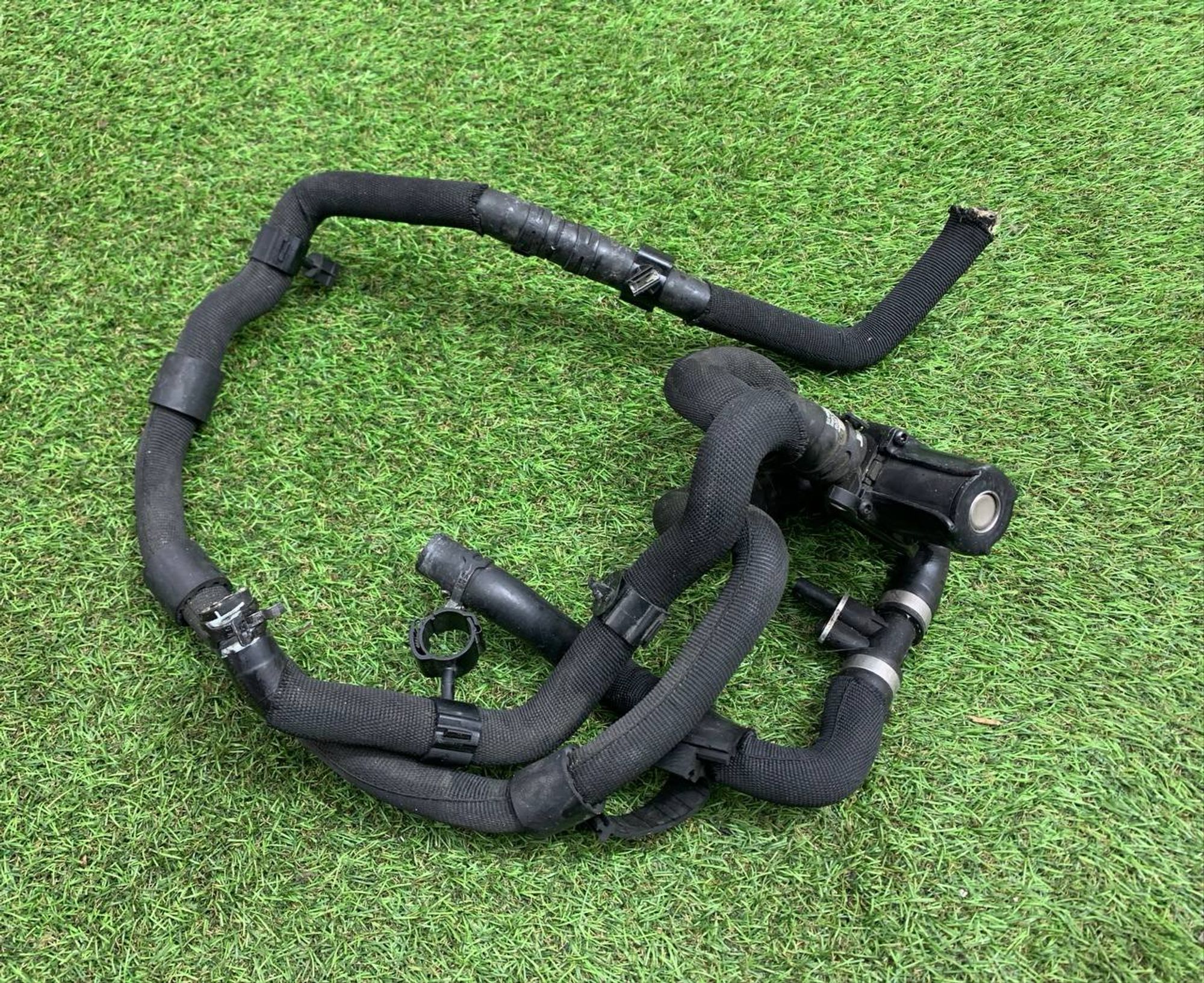 https://ycs.partsauto.market/partsauto-images/thmbs/fe3598d81d96ccd0d48866cd4b8a0dea/84e45078b01f644eb72d5a45c7cc869a/ed0f56dbca3864a19961fef0e10bf534.jpg