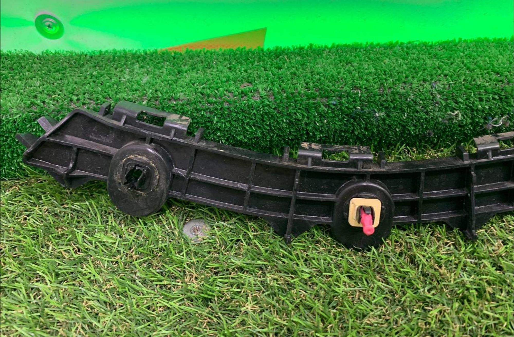 https://ycs.partsauto.market/partsauto-images/thmbs/fe3598d81d96ccd0d48866cd4b8a0dea/89b83281b93f9efb6c6465de2166a193/a0fc44832a9613544fd8139732f7926d.jpg