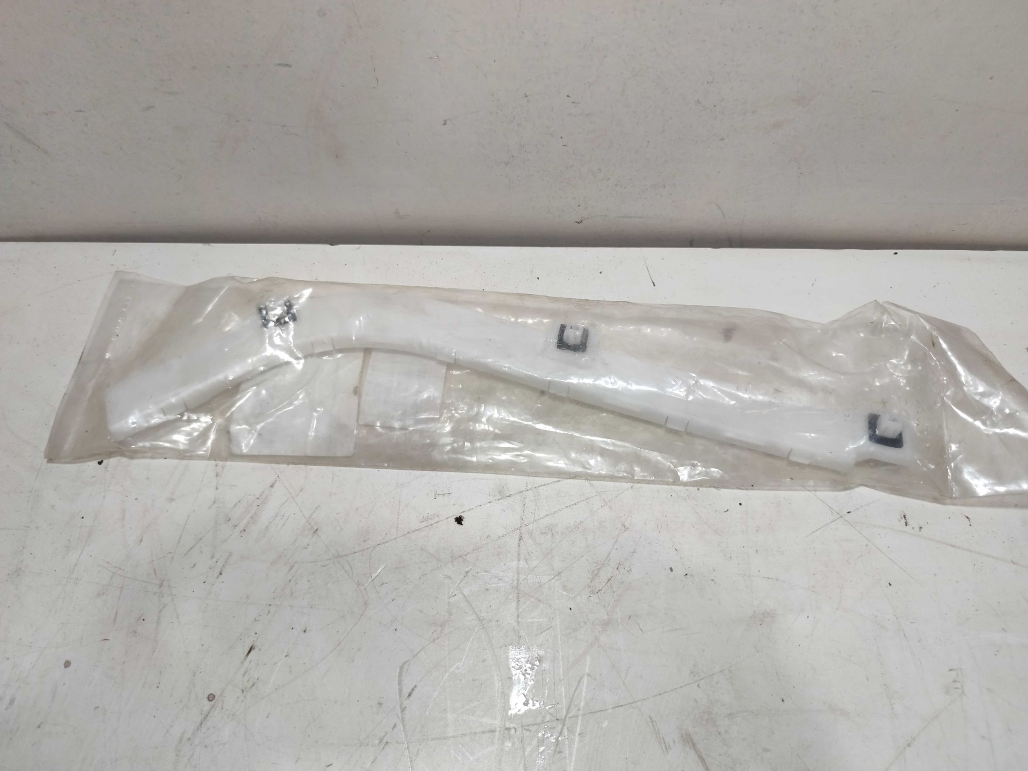 https://ycs.partsauto.market/partsauto-images/thmbs/fe3598d81d96ccd0d48866cd4b8a0dea/8a6d9e67649a2db78d817f4ad4b79d70/833cbec488d19c28e6b56d7857eae1c2.jpg