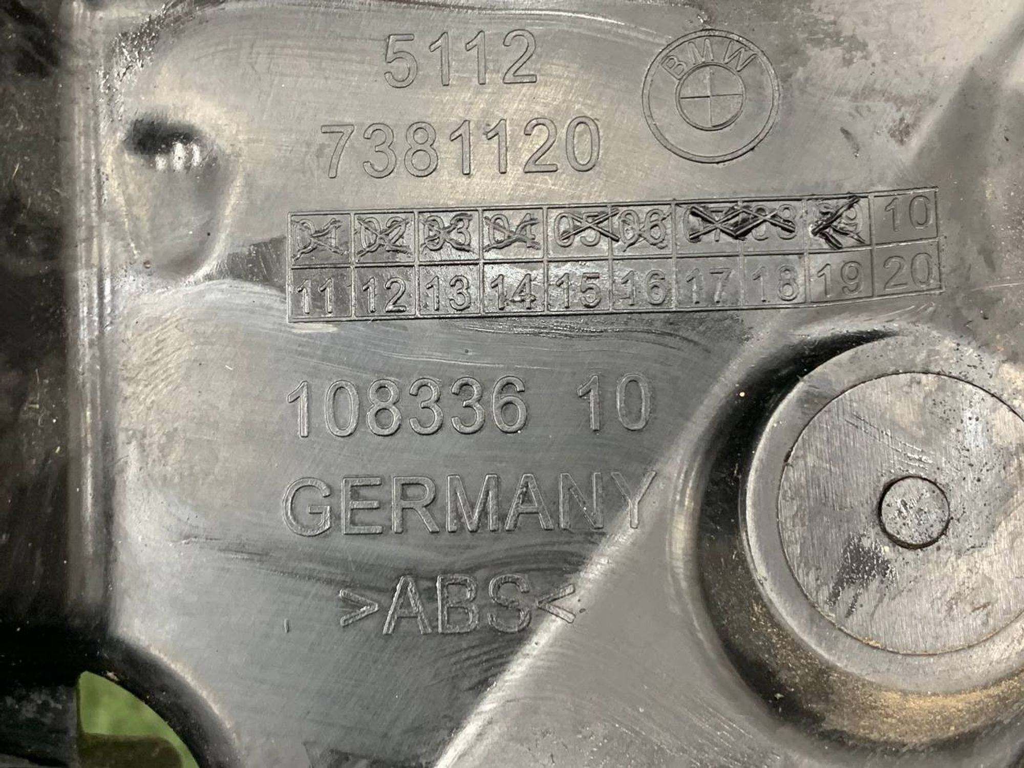 https://ycs.partsauto.market/partsauto-images/thmbs/fe3598d81d96ccd0d48866cd4b8a0dea/92b0fbe1d0a59a0f25b33d41052753cc/ed817dbb80cb307b6e4b2a4ba6d067ae.jpg