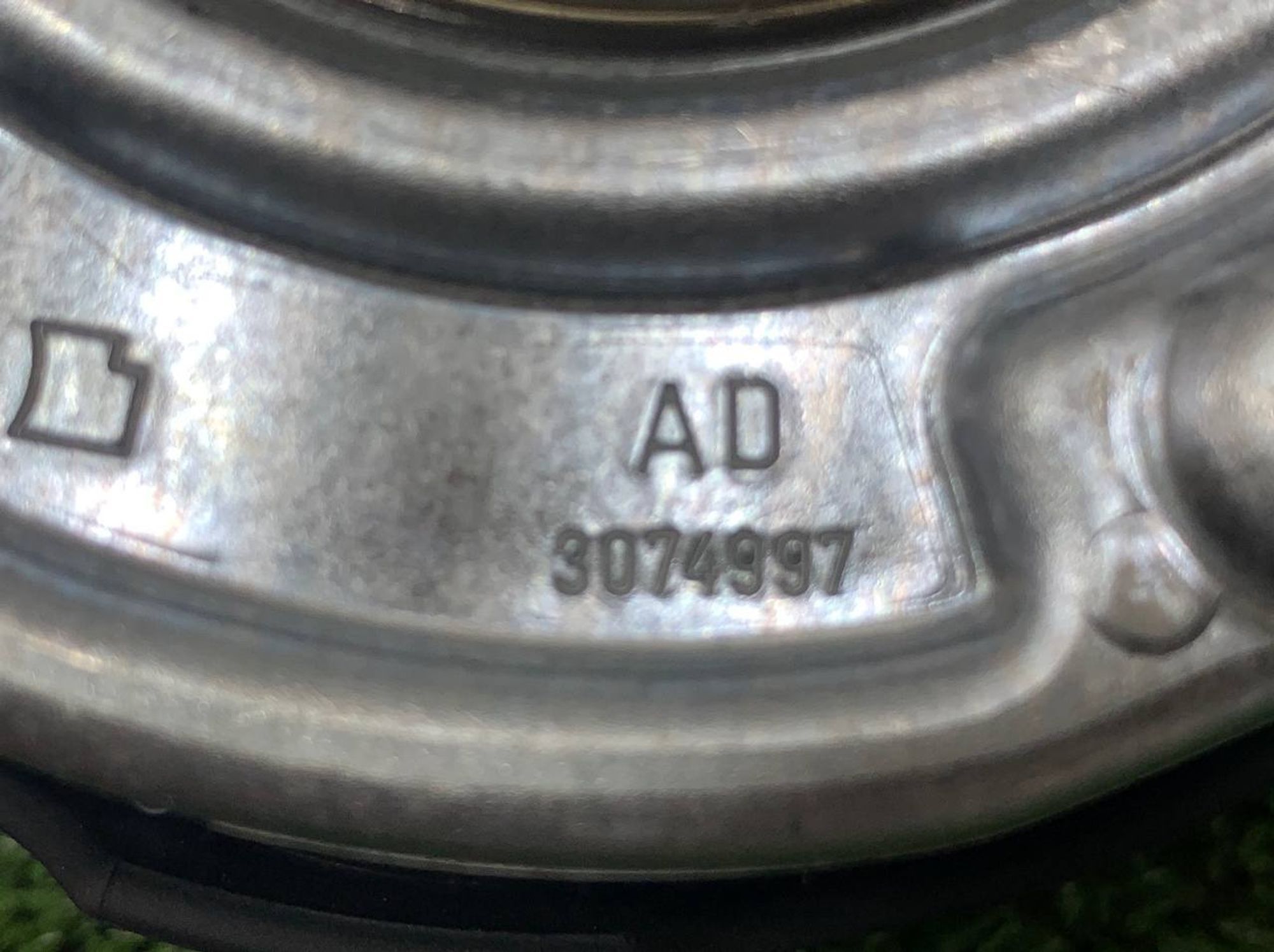 https://ycs.partsauto.market/partsauto-images/thmbs/fe3598d81d96ccd0d48866cd4b8a0dea/99fa35ae76280a74f397f72637f5a87b/41dc47d90b46c4f50c976d524eeb96d4.jpg