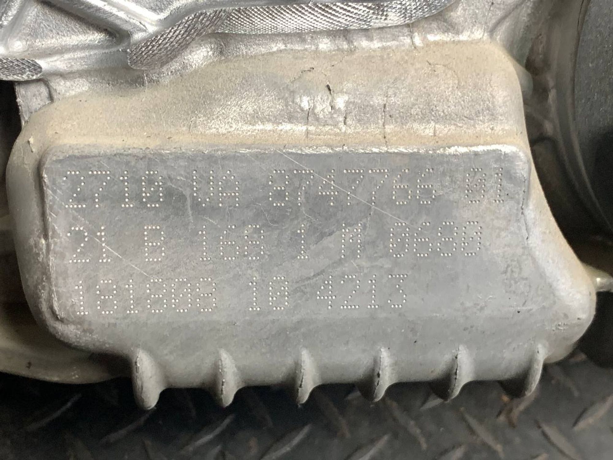 https://ycs.partsauto.market/partsauto-images/thmbs/fe3598d81d96ccd0d48866cd4b8a0dea/9fe44e9d3a90bb69d4521349d482d9a4/e07b9021881631af66334d11aa336993.jpg