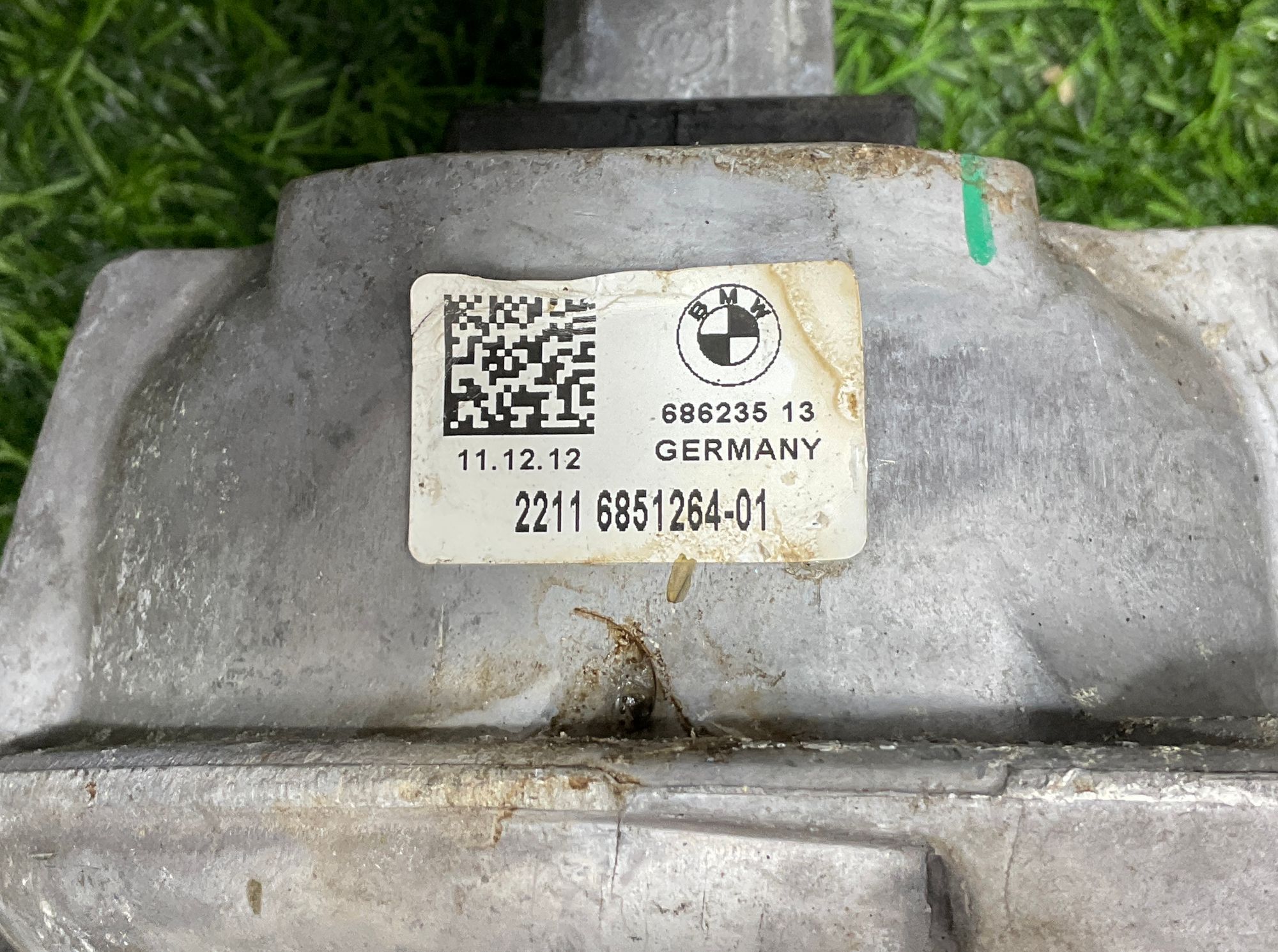 https://ycs.partsauto.market/partsauto-images/thmbs/fe3598d81d96ccd0d48866cd4b8a0dea/a284a293ff1a842059c3c17b0f0384e3/06c054a9d7ba6216f3f8c92bae4bdfc7.jpg