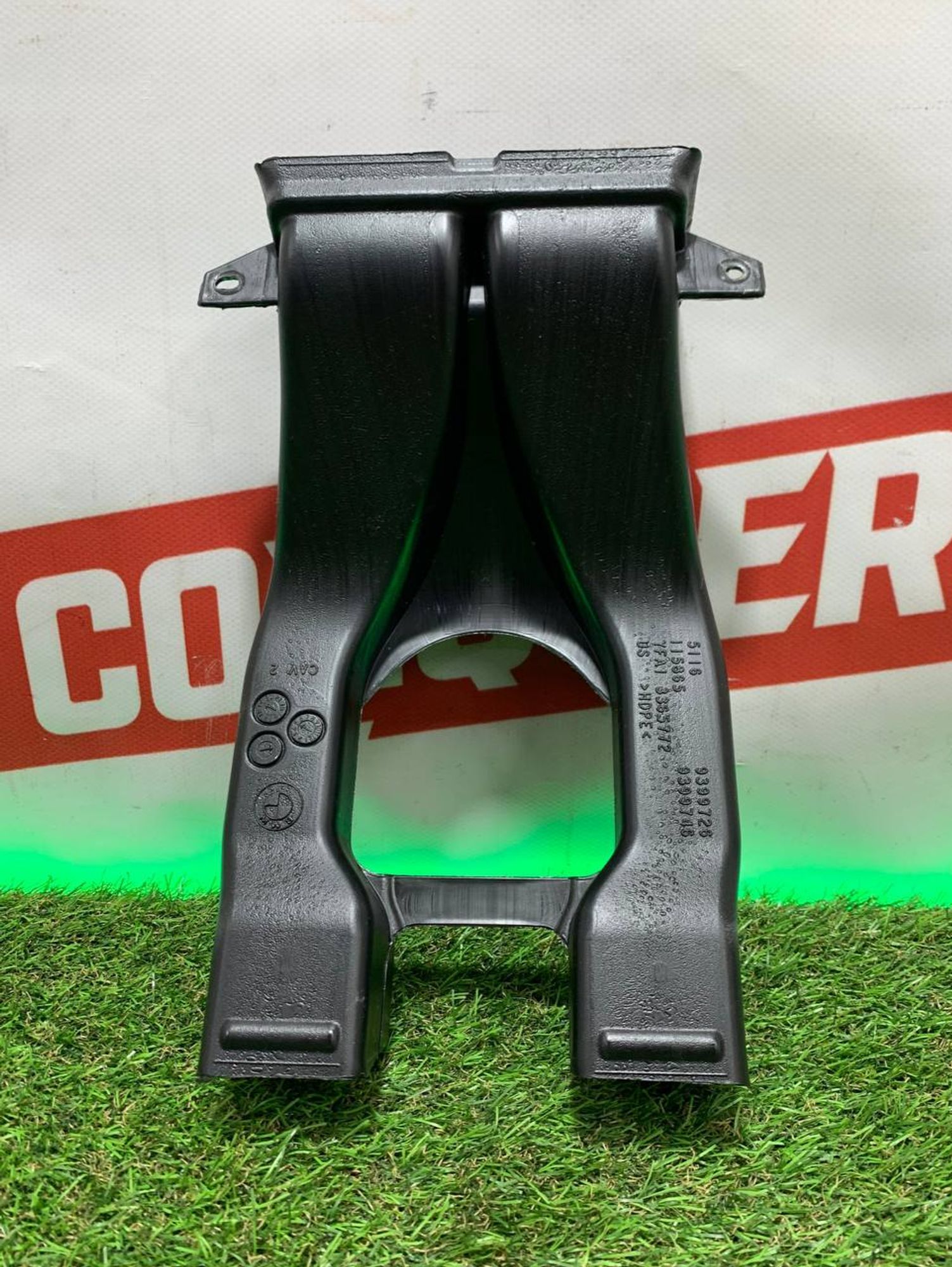 https://ycs.partsauto.market/partsauto-images/thmbs/fe3598d81d96ccd0d48866cd4b8a0dea/bd1d6f1ec02efc94736159d39dcc1bb9/49579e454b021a8033eaf106961f0401.jpg