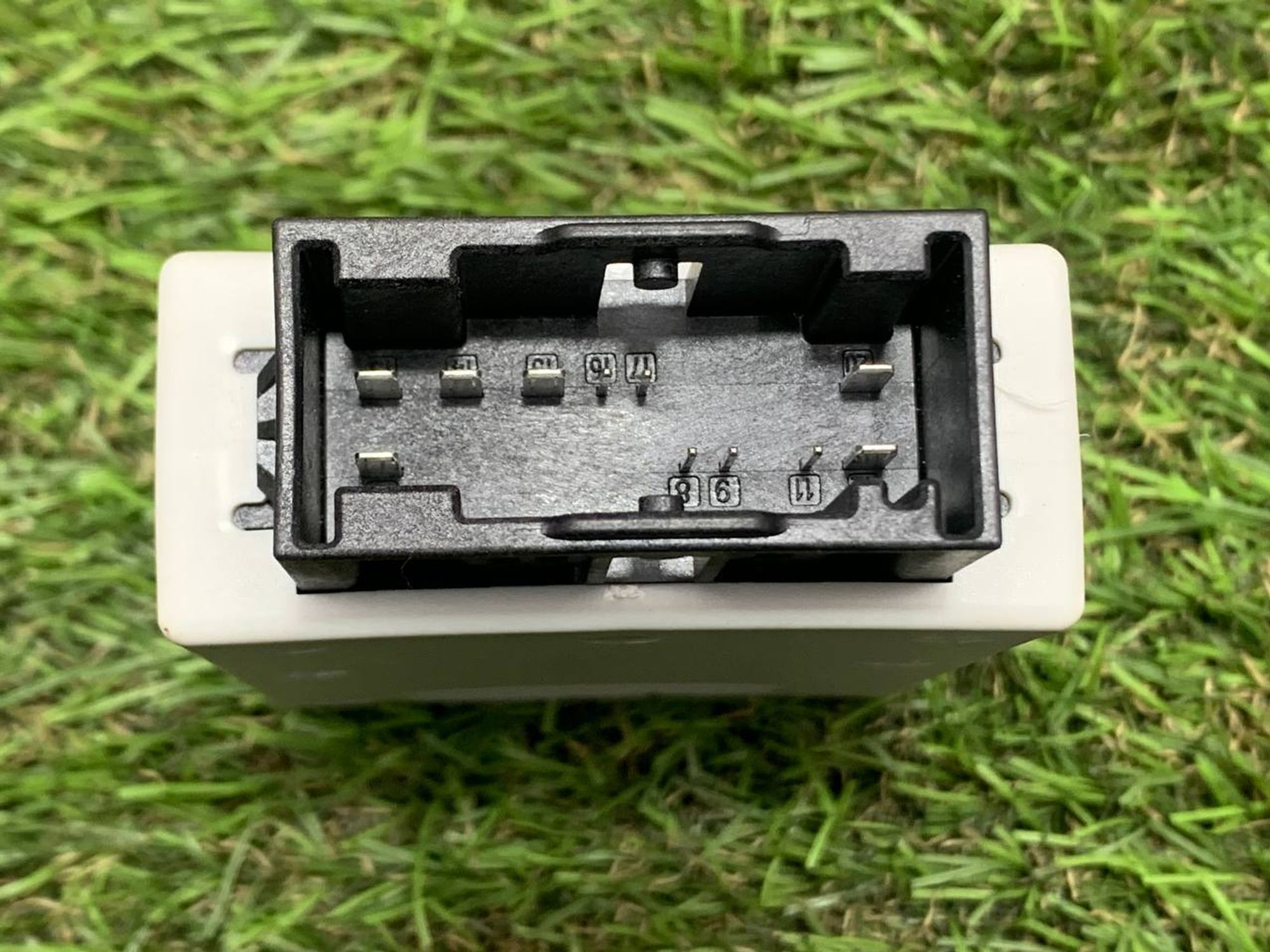 https://ycs.partsauto.market/partsauto-images/thmbs/fe3598d81d96ccd0d48866cd4b8a0dea/c79a53225c8399607800e1d9acc3fcf3/ac73ba5f503ba4a04d294266c197466f.jpg