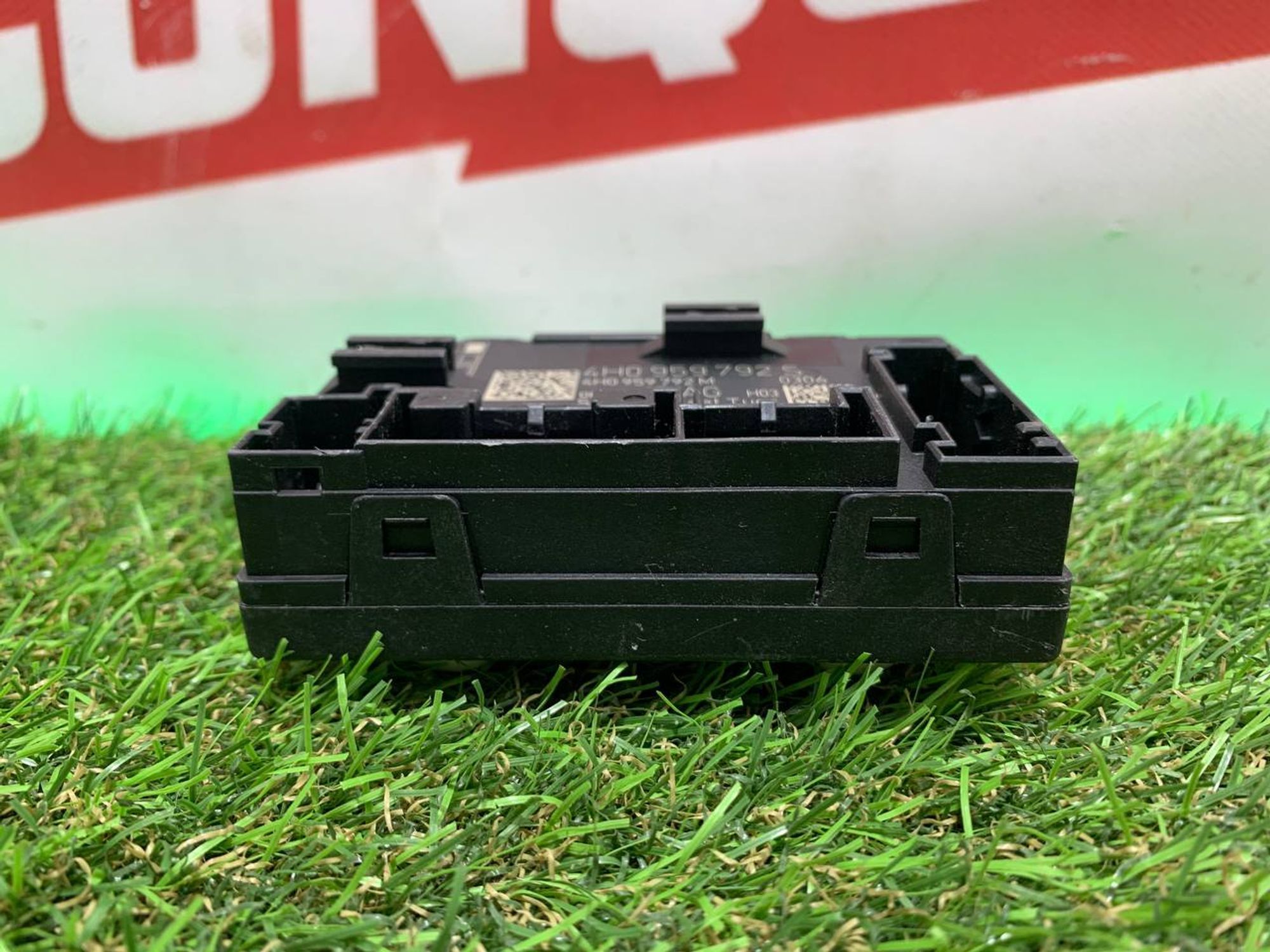 https://ycs.partsauto.market/partsauto-images/thmbs/fe3598d81d96ccd0d48866cd4b8a0dea/c7e82c97bda98036486fb443b44368a1/6ef7c8851e0c4ce695e9957dd3b3f916.jpg