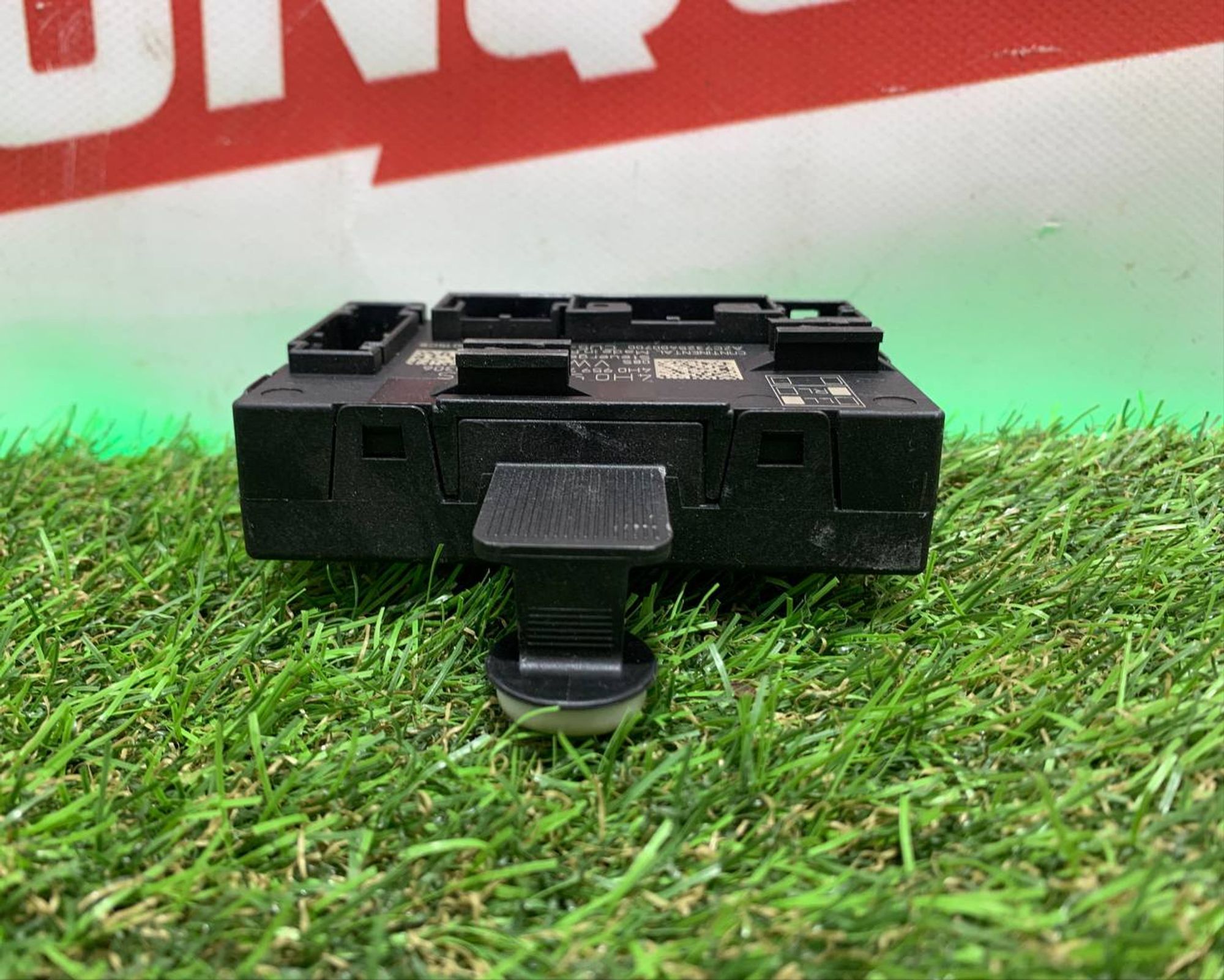 https://ycs.partsauto.market/partsauto-images/thmbs/fe3598d81d96ccd0d48866cd4b8a0dea/c7e82c97bda98036486fb443b44368a1/7c25fa1f0e6de1ad86763915f0cd6bf0.jpg