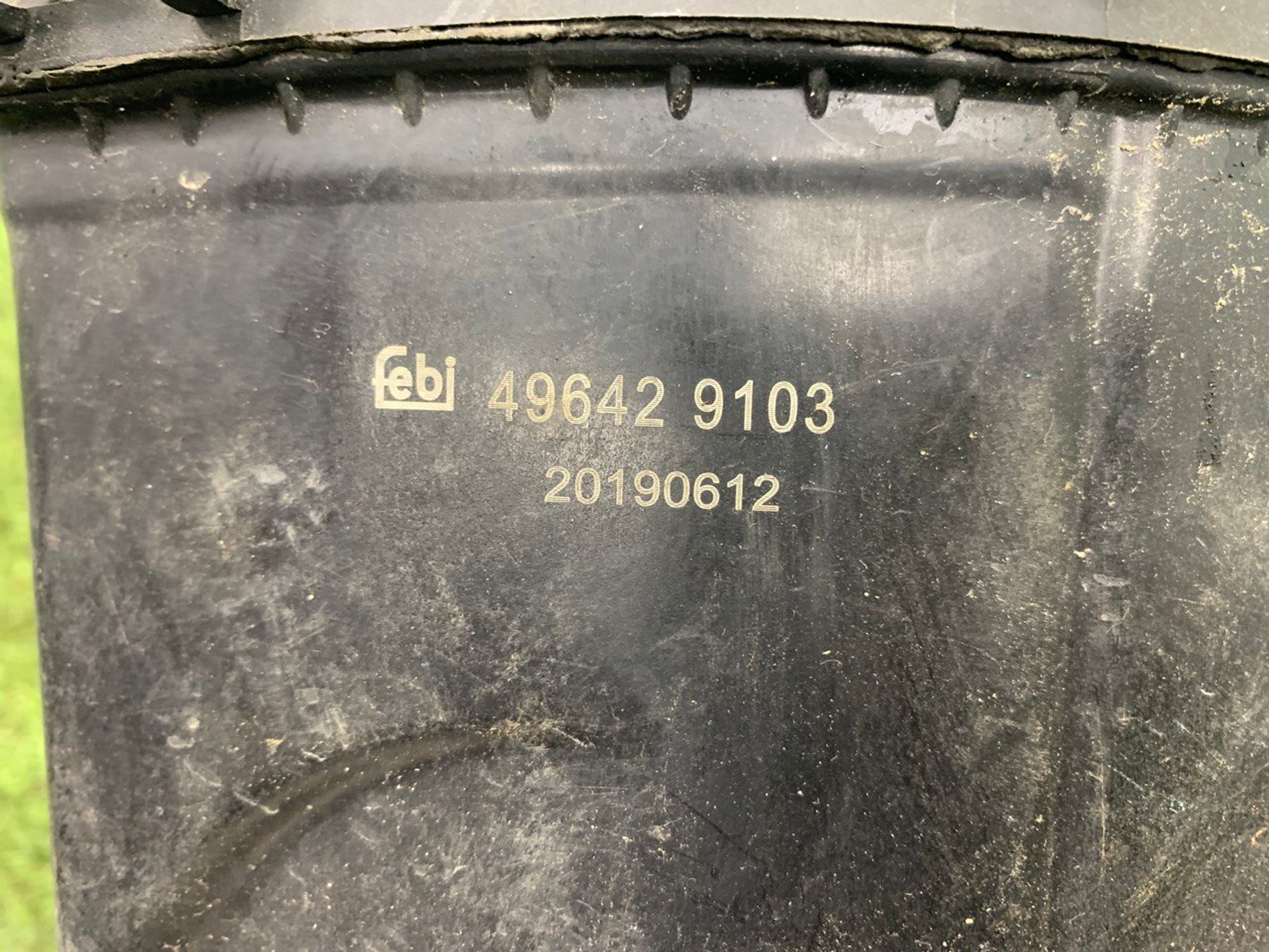 https://ycs.partsauto.market/partsauto-images/thmbs/h353NjtZg3VDP19b5HMt7LlpbQ93/03e3a9f37685ecab3315d0c12215d251/d96a56e7e686f3e52883444d887c04ce.jpg