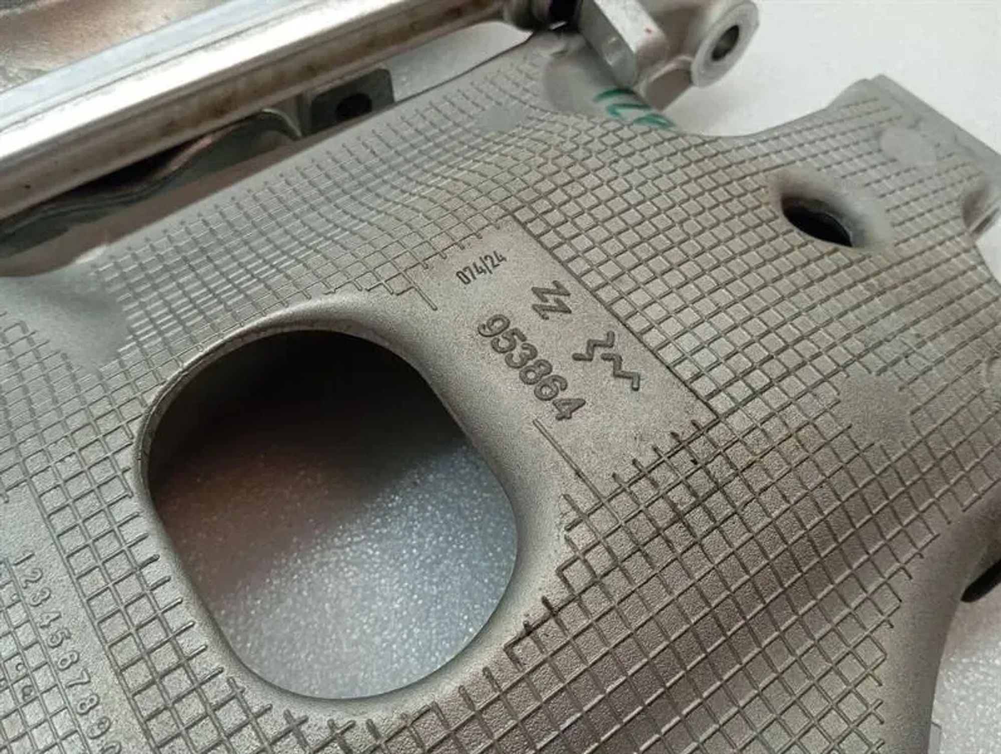 Подвеска задняя левая Purosangue F175, 500000 рублей, Москва