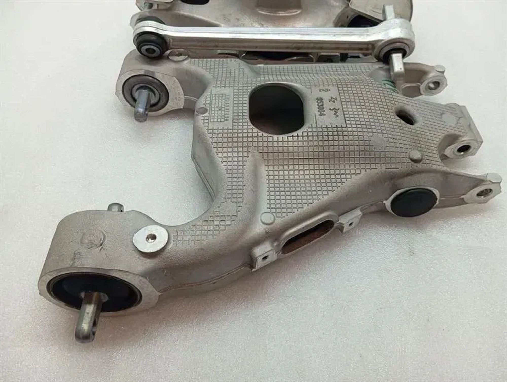 Подвеска задняя левая Purosangue F175, 500000 рублей, Москва