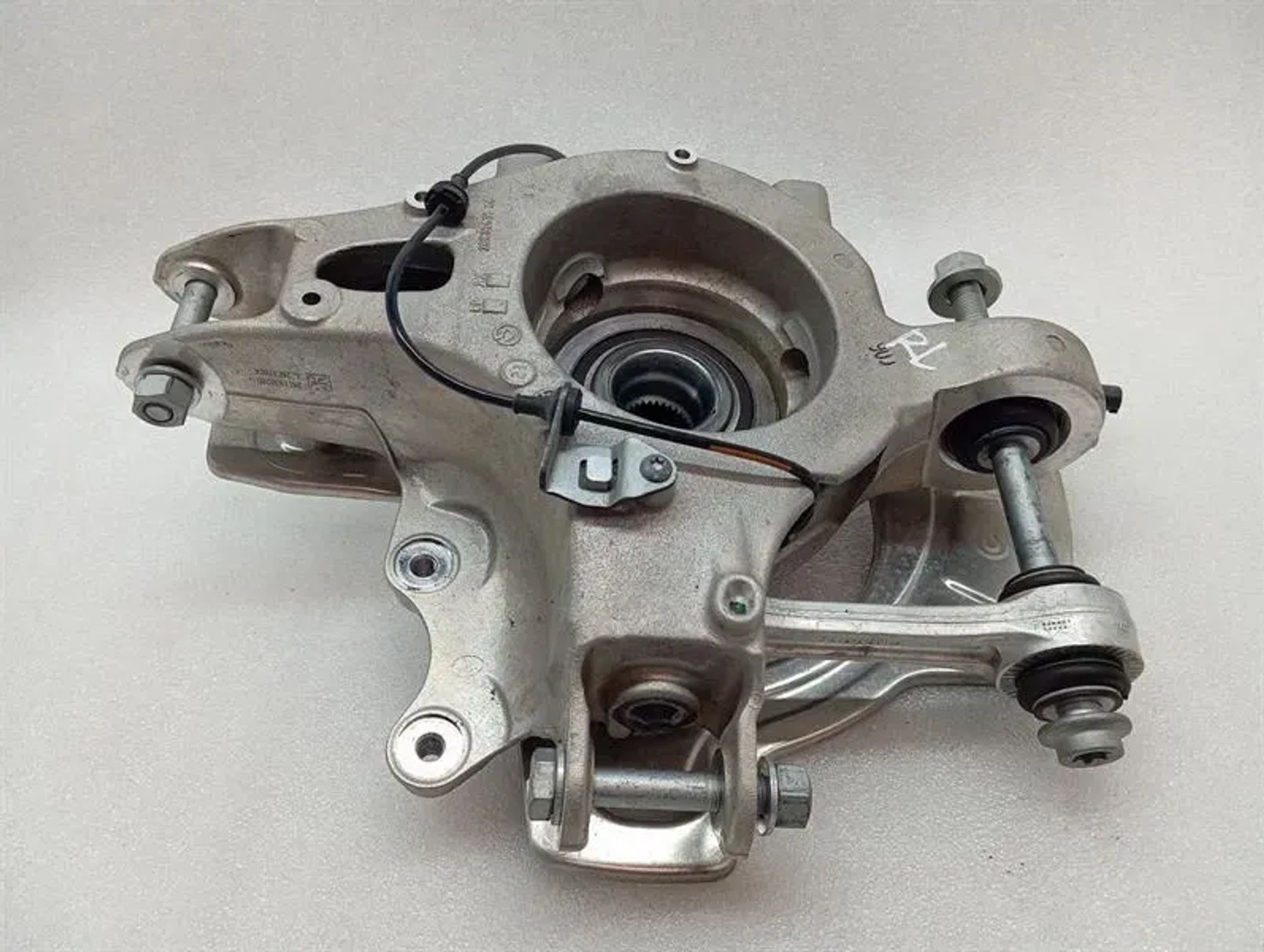 Подвеска задняя левая Purosangue F175, 500000 рублей, Москва