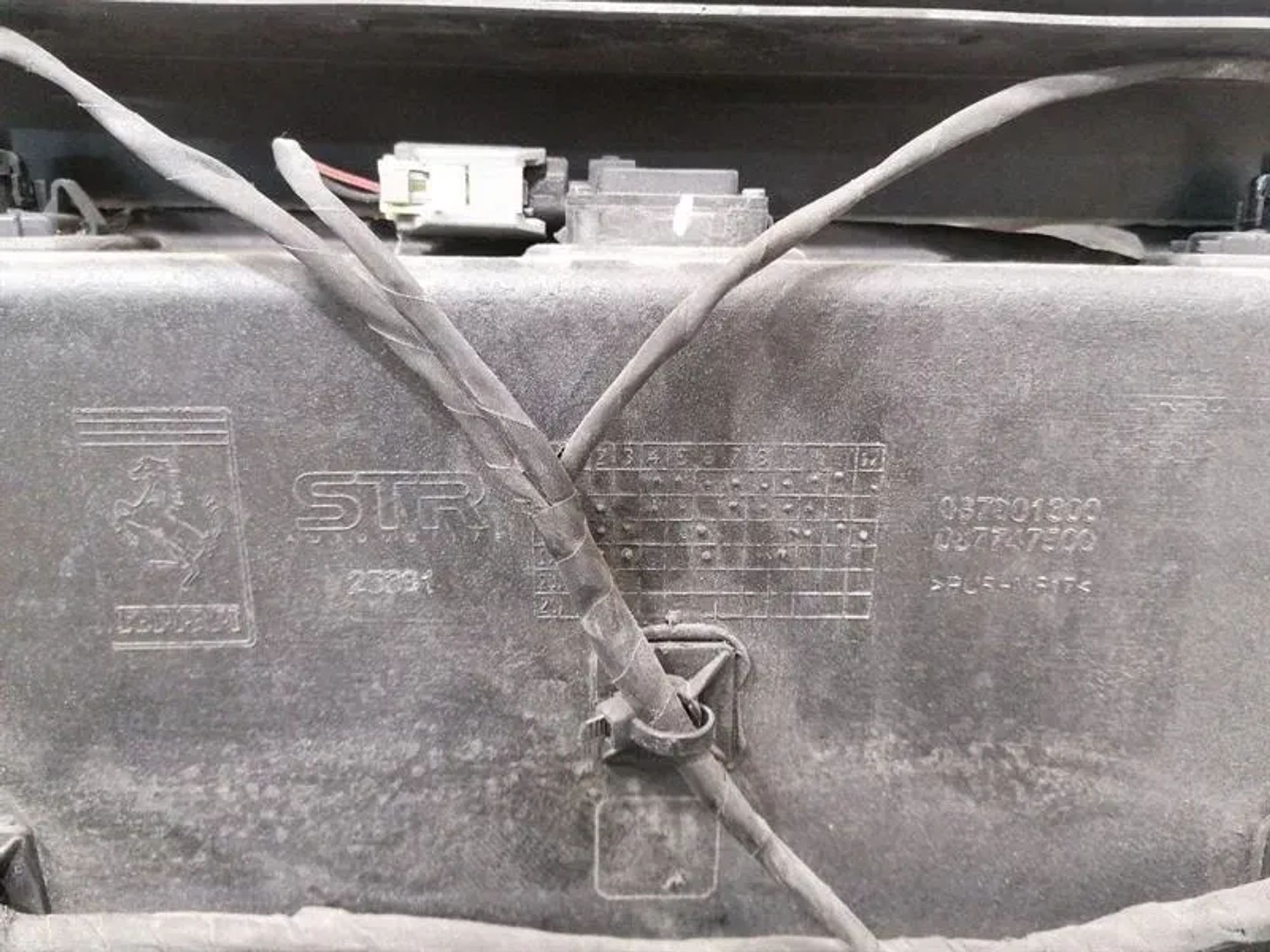 https://ycs.partsauto.market/partsauto-images/thmbs/h353NjtZg3VDP19b5HMt7LlpbQ93/0520f0eeb3d0b33266b535c9d49179e7/0f233e0b5e9b598fd84fa399824a9672.jpg