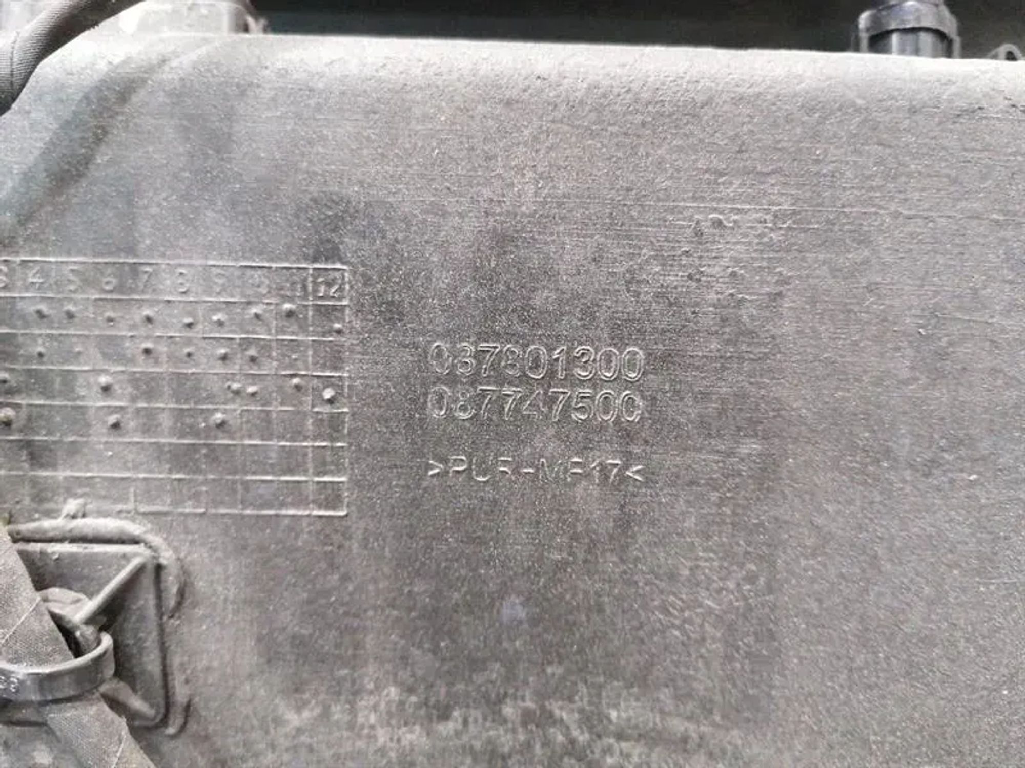 https://ycs.partsauto.market/partsauto-images/thmbs/h353NjtZg3VDP19b5HMt7LlpbQ93/0520f0eeb3d0b33266b535c9d49179e7/aaa37c2584bab54c33aad8915bb07c37.jpg