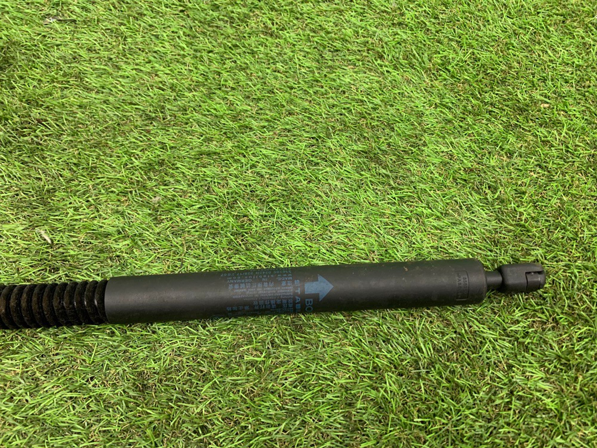 Амортизатор багажной двери Bmw 6 F06, 2000 рублей, Москва