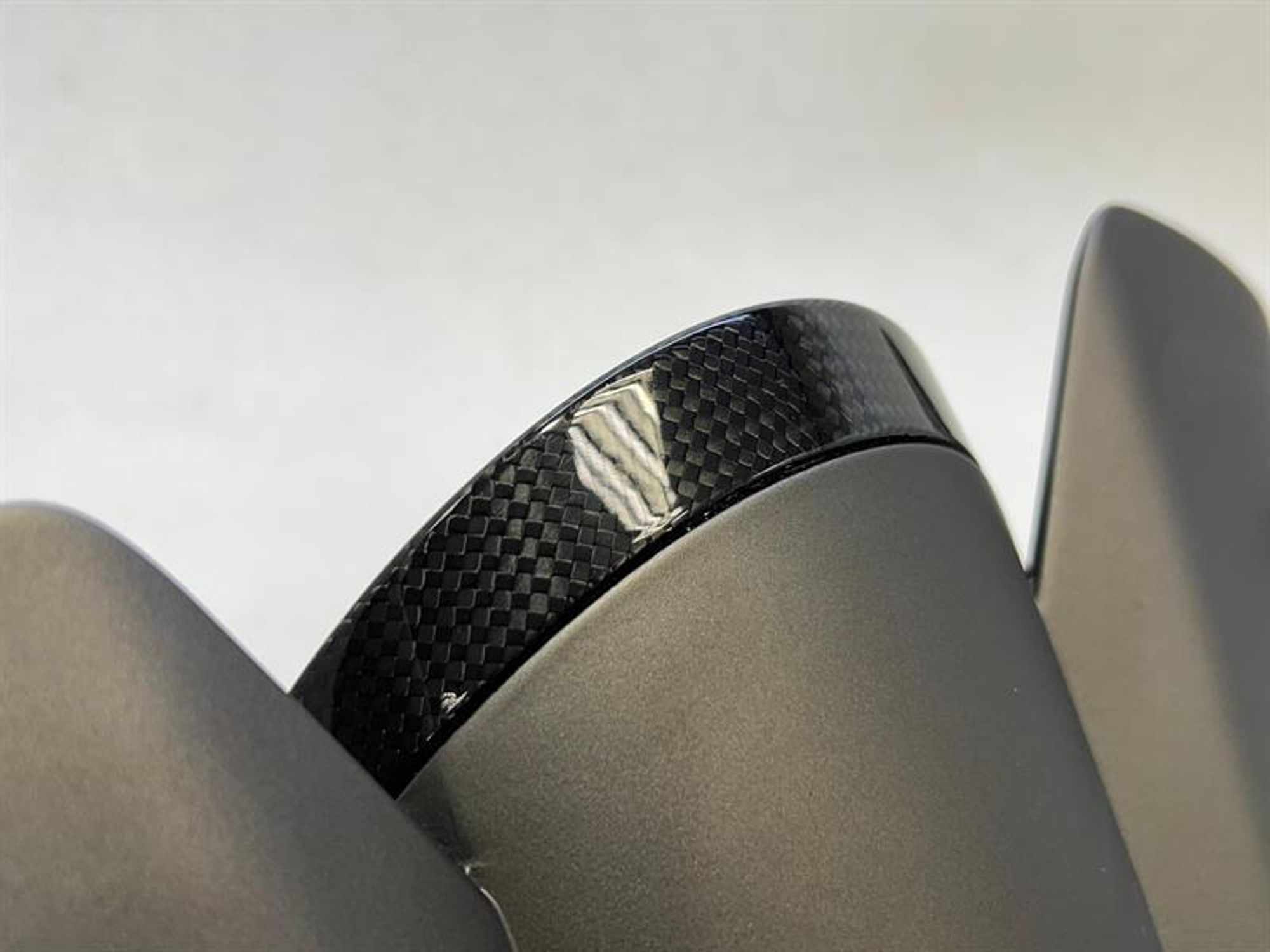 https://ycs.partsauto.market/partsauto-images/thmbs/h353NjtZg3VDP19b5HMt7LlpbQ93/0ad503b6eed409f0a4f7ab7bc4f7cca3/2a8f5ff5e2417687bb5604ad03f7205d.jpg