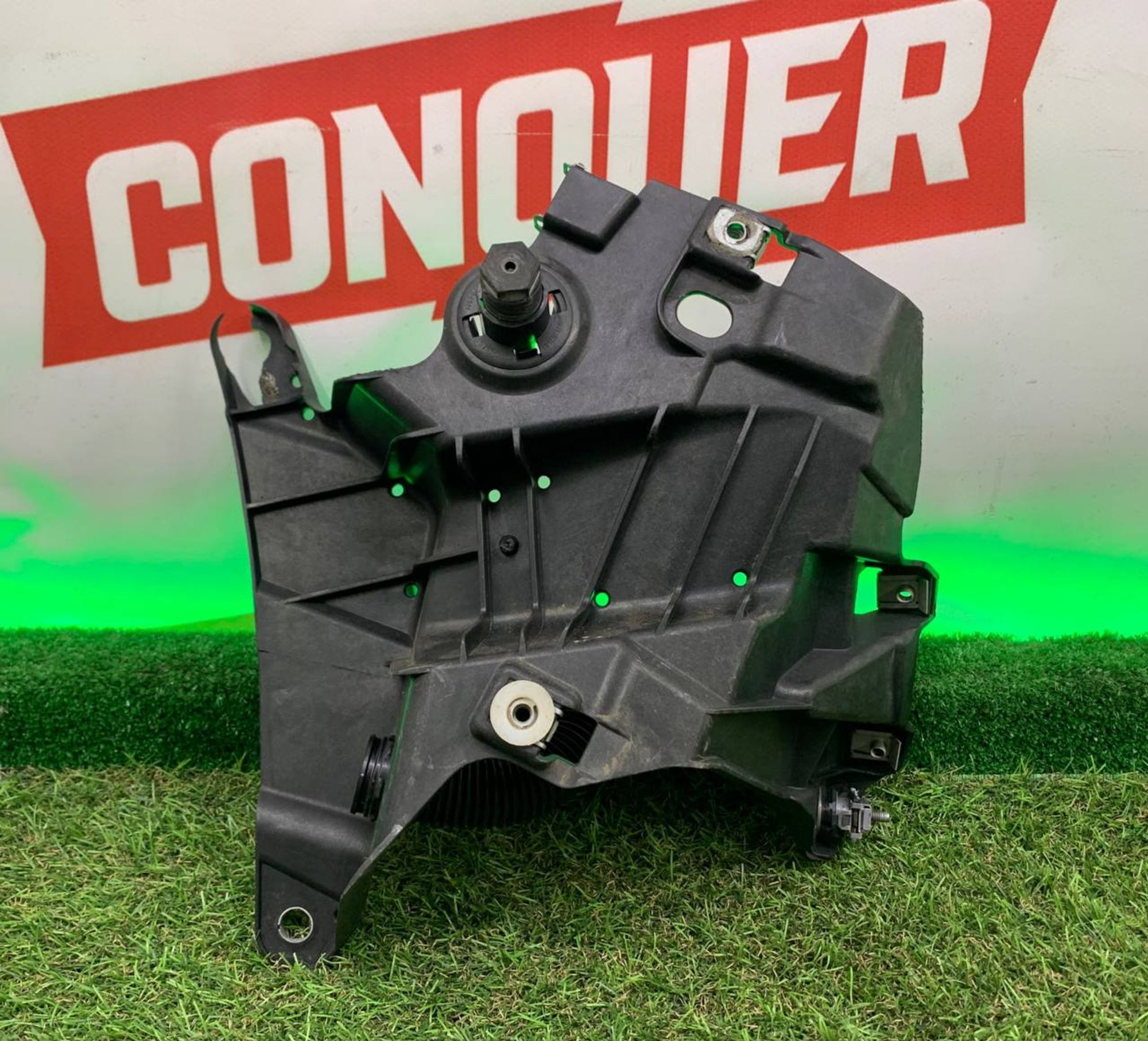 https://ycs.partsauto.market/partsauto-images/thmbs/h353NjtZg3VDP19b5HMt7LlpbQ93/0ae85600ff15ca4fd95c8ba0b7cb78bd/3ef20f219d1c1955a31a7d34323f4adb.jpg