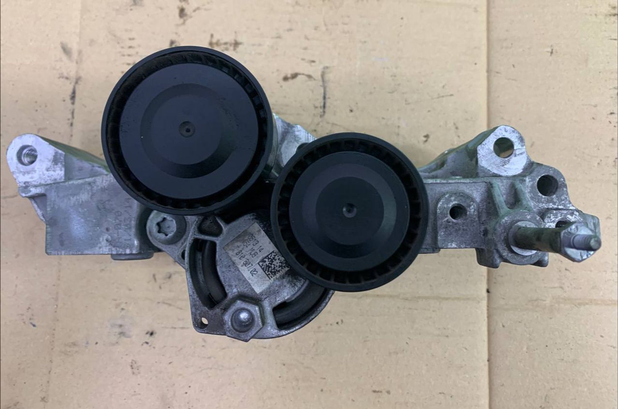 Кронштейн генератора BMW F30 F01 F10 N47 N57, 2000 рублей, Москва