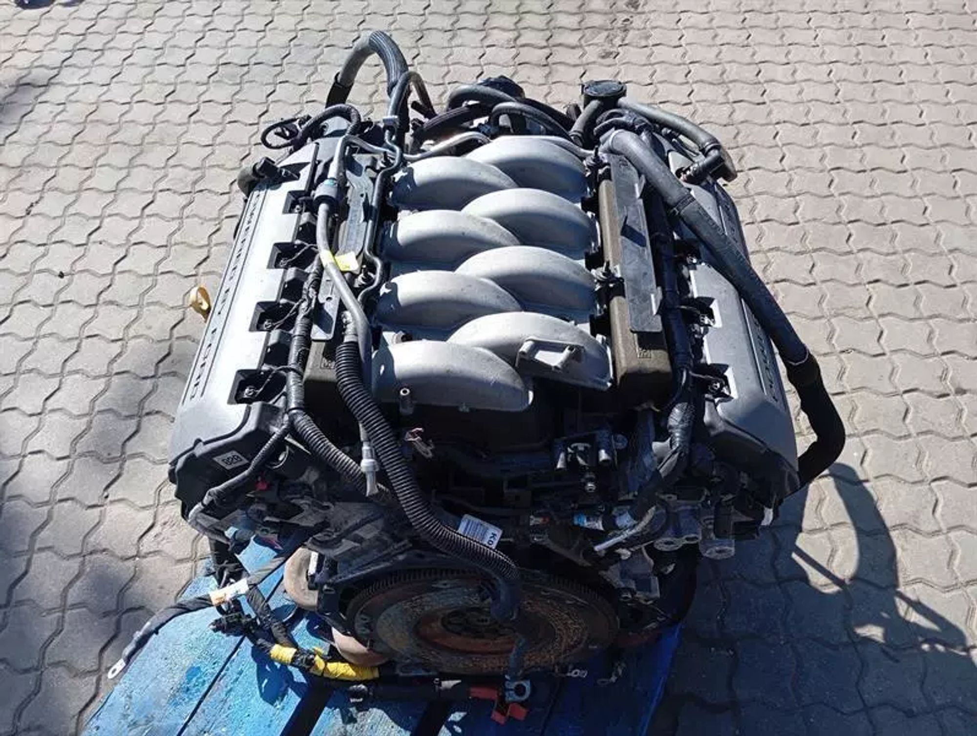https://ycs.partsauto.market/partsauto-images/thmbs/h353NjtZg3VDP19b5HMt7LlpbQ93/0b66e5a2e5922016bf4fd0e497b7a8c9/797fdb71783cd2ce7cd25791fcf6f613.jpg