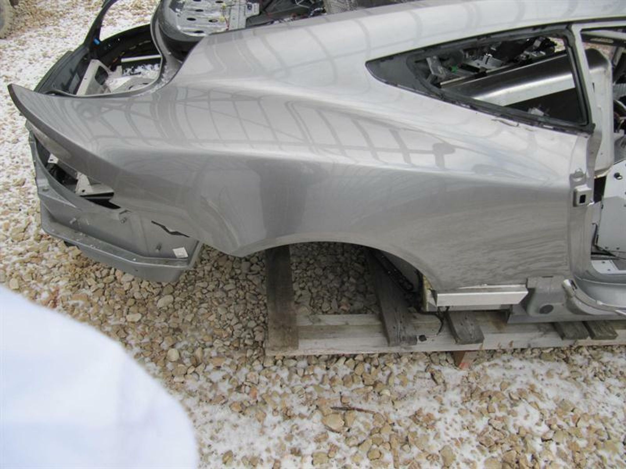 Крыло ASTON MARTIN VANQUISH V12 GD33-C27846-AA, 600000 рублей, Москва