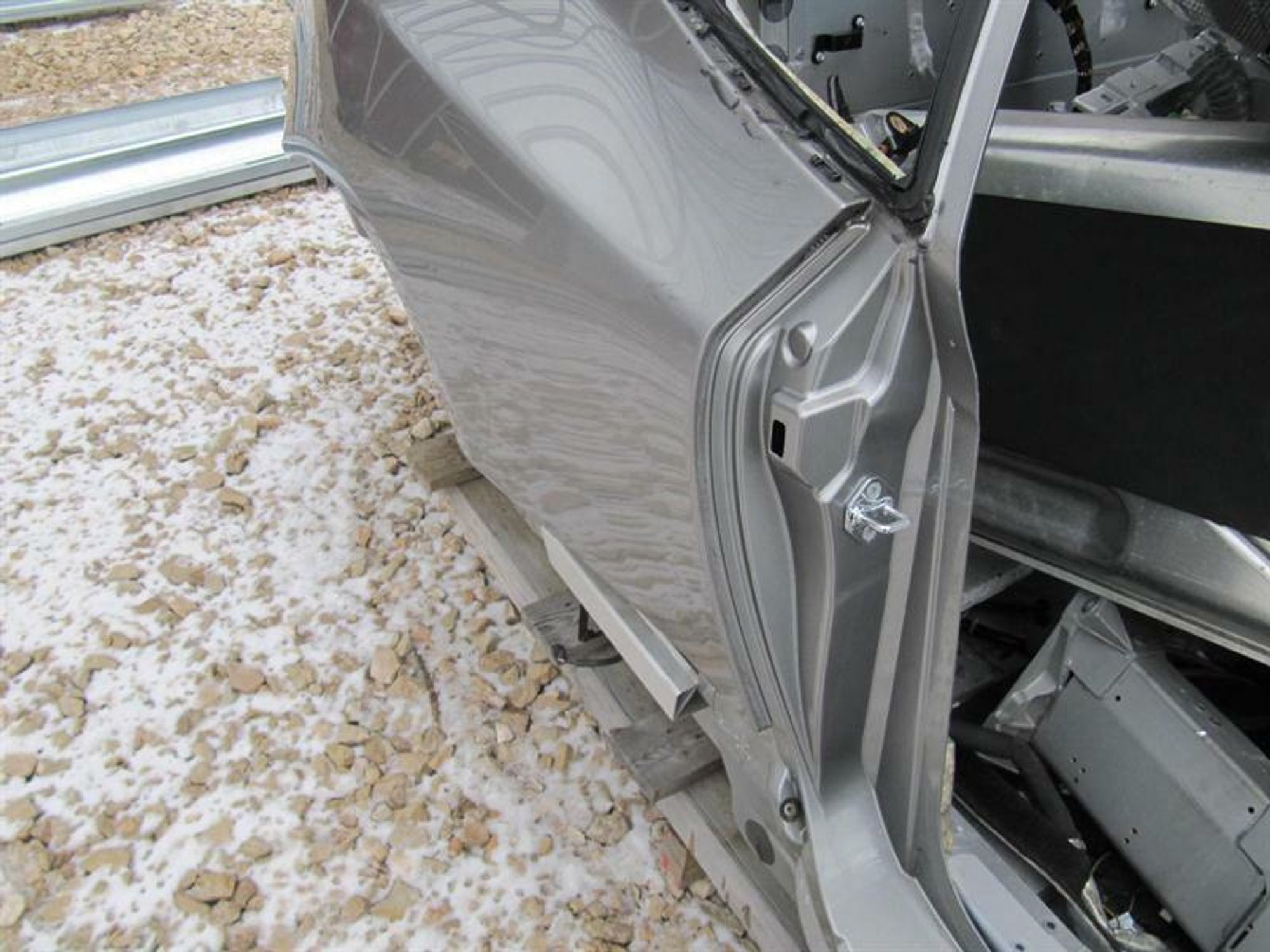 Крыло ASTON MARTIN VANQUISH V12 GD33-C27846-AA, 600000 рублей, Москва