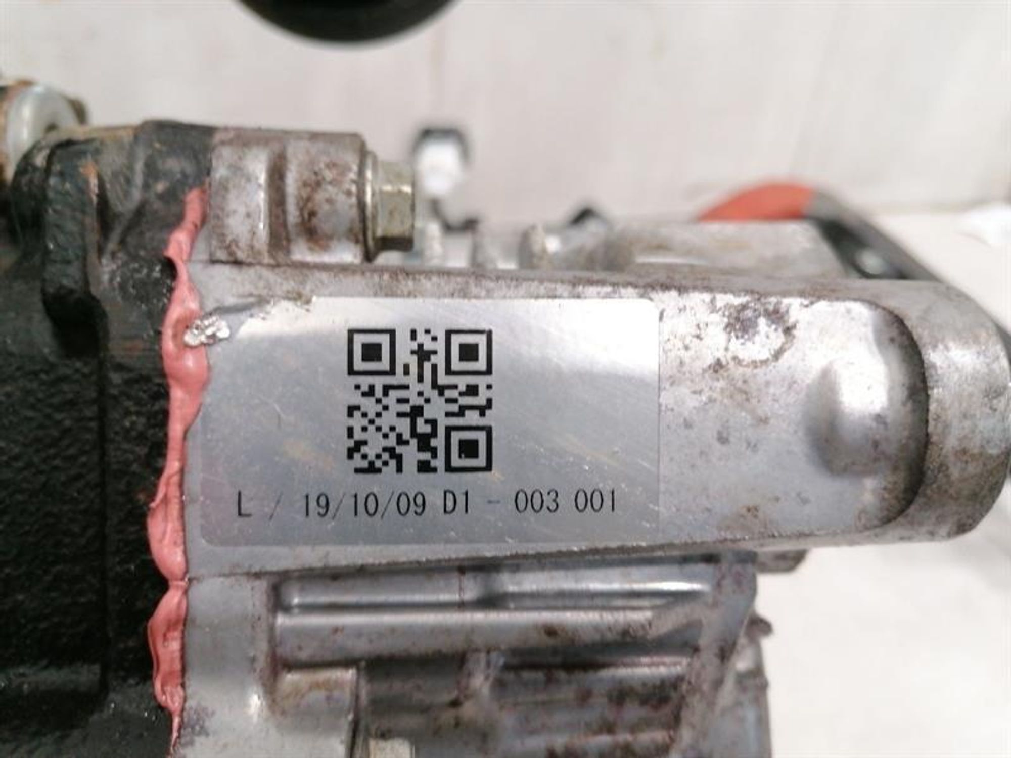 https://ycs.partsauto.market/partsauto-images/thmbs/h353NjtZg3VDP19b5HMt7LlpbQ93/113b3aa64bf68ee76ca4a990e8ddd1f9/580fa06d9bedde7acc123b92e29be255.jpg