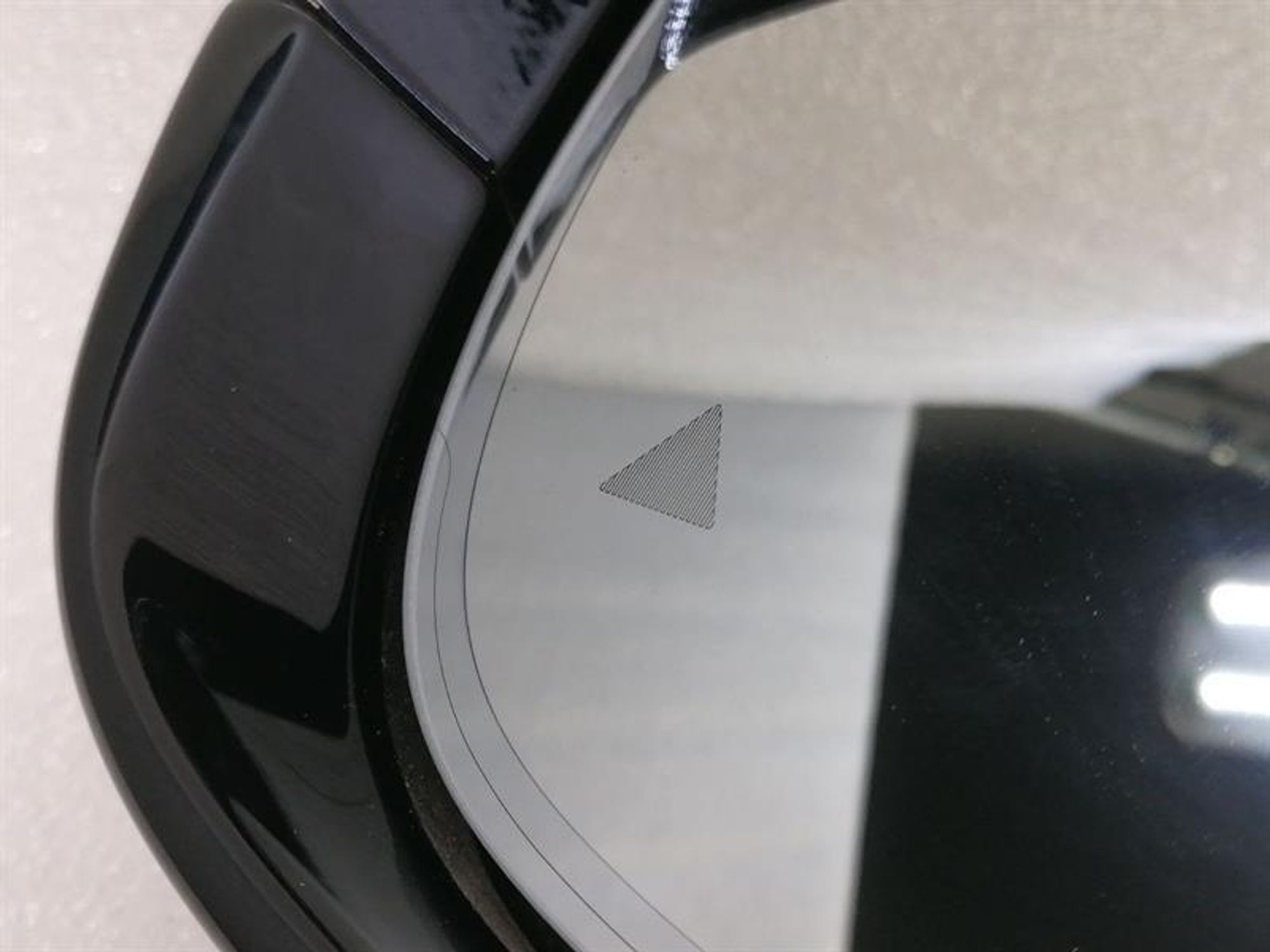 Зеркало левое Ferrari Purosangue F175 RHD, 330000 рублей, Москва