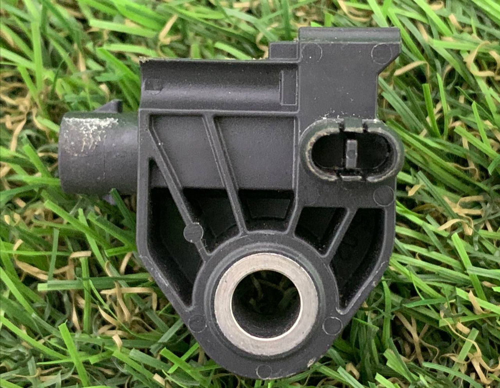 https://ycs.partsauto.market/partsauto-images/thmbs/h353NjtZg3VDP19b5HMt7LlpbQ93/1542725e862e09f55d606787bf431f00/ed01b3caca34200232e00c8494719d06.jpg