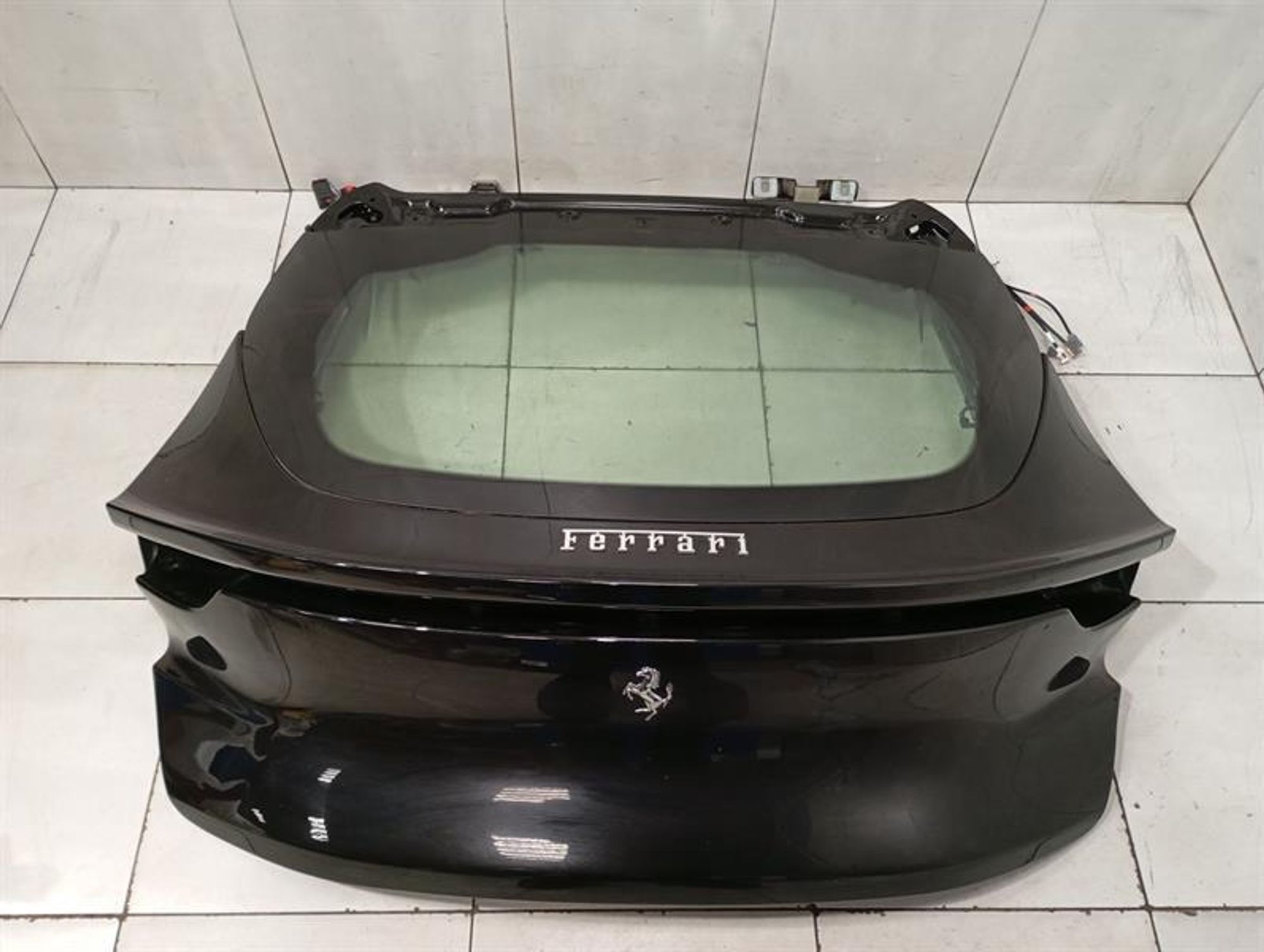 Крышка багажника Ferrari Purosangue F175 985820737, 1125000 рублей, Москва