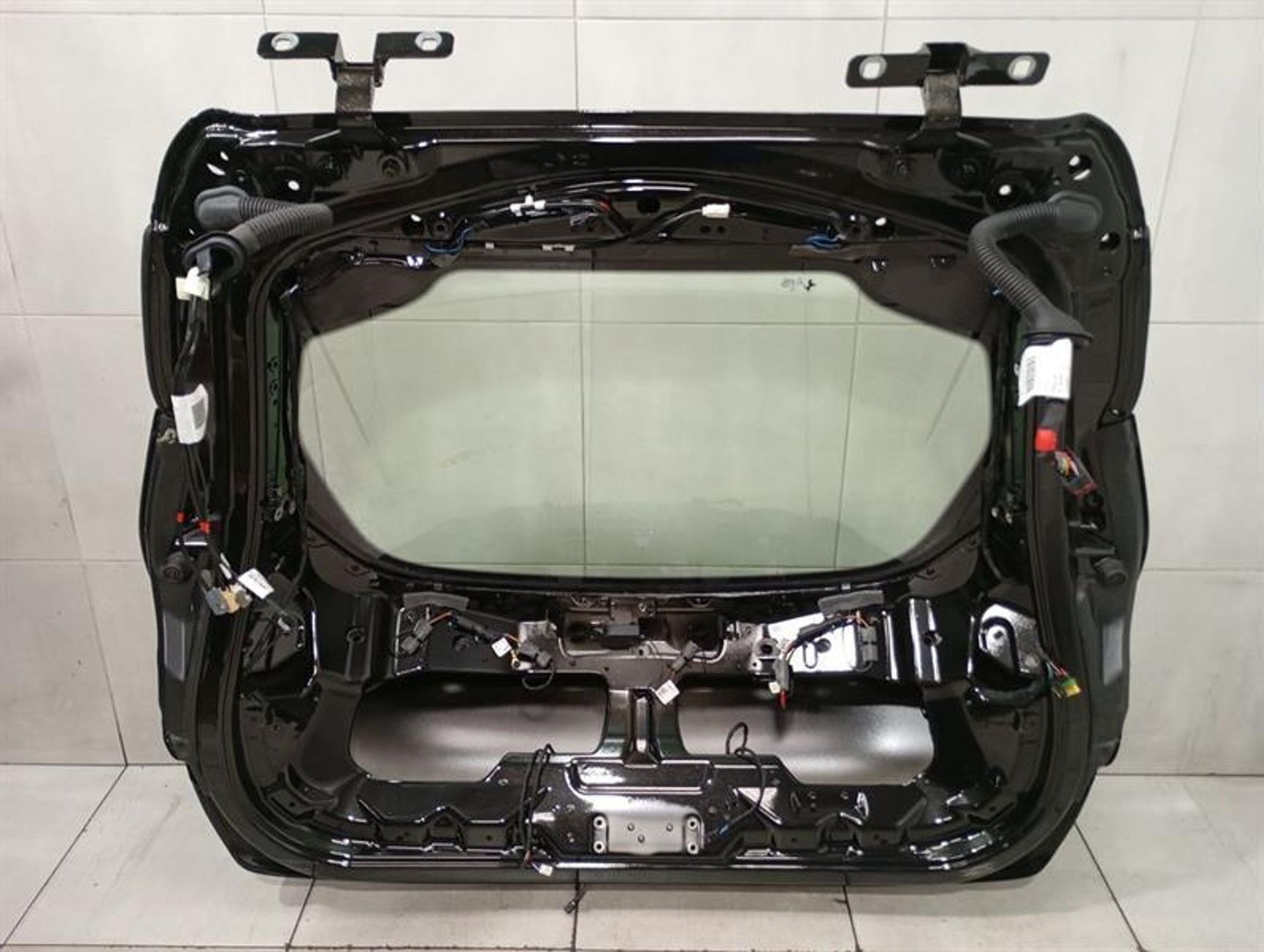 Крышка багажника Ferrari Purosangue F175 985820737, 1125000 рублей, Москва