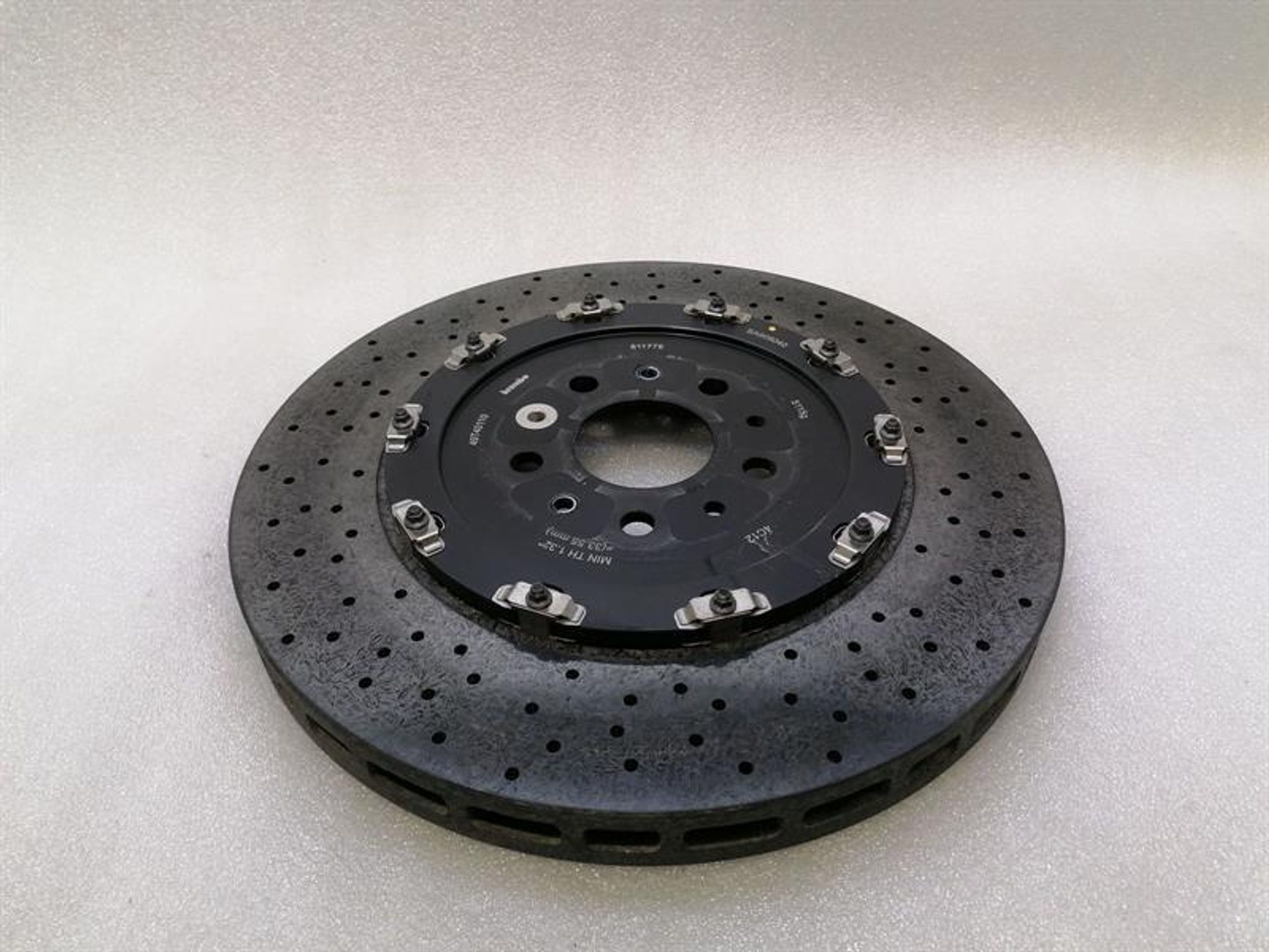 https://ycs.partsauto.market/partsauto-images/thmbs/h353NjtZg3VDP19b5HMt7LlpbQ93/173b7860278fced31e7fabbd237e5e1e/ab8510833d90058148c8e65c45d6b941.jpg