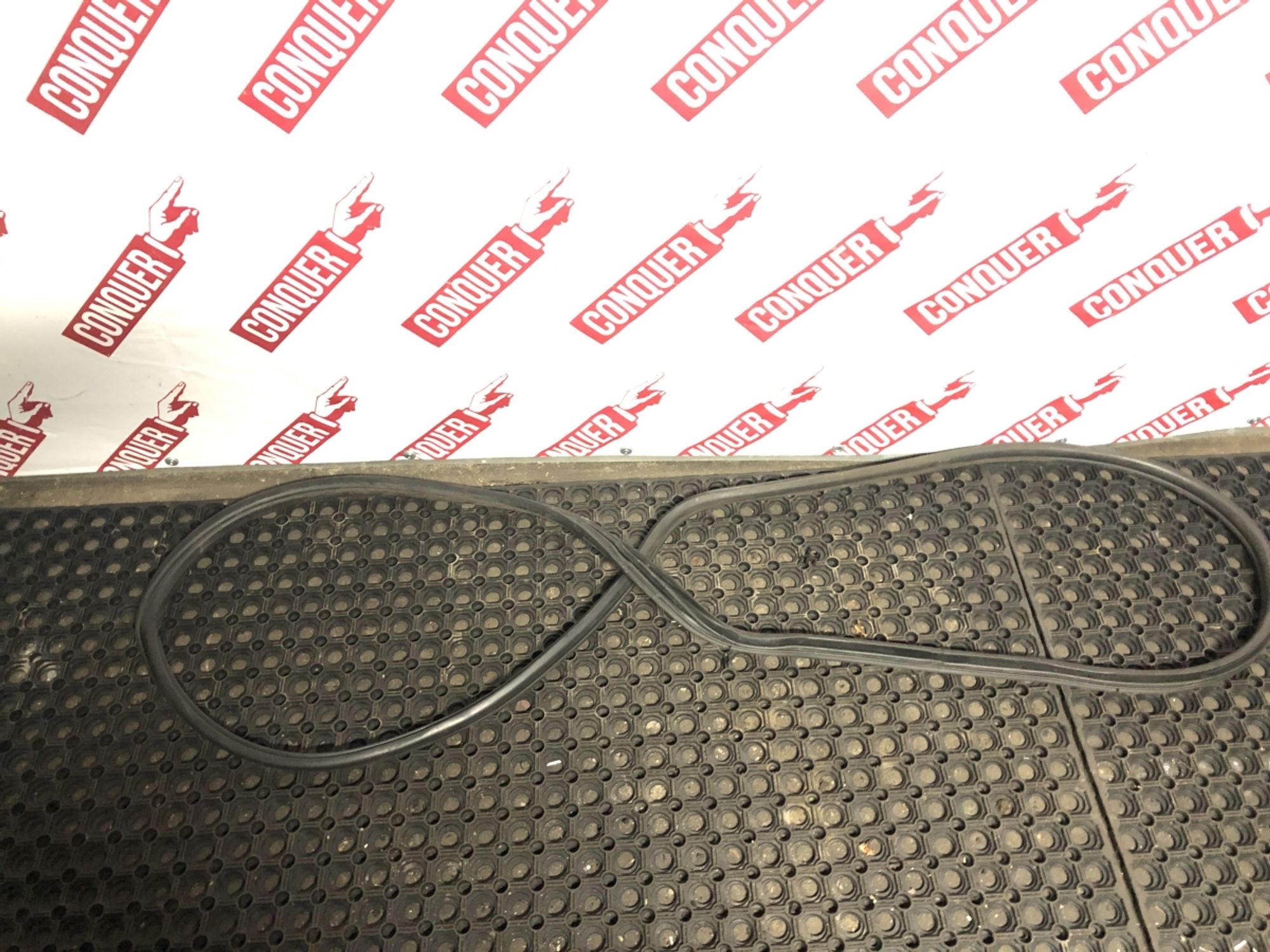 https://ycs.partsauto.market/partsauto-images/thmbs/h353NjtZg3VDP19b5HMt7LlpbQ93/18290713e6cc01e97a6642faac4c8c8c/900a1c063f234f43b7c659133ceba52e.jpg