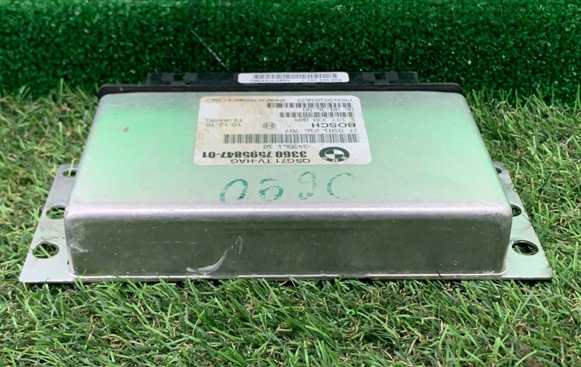https://ycs.partsauto.market/partsauto-images/thmbs/h353NjtZg3VDP19b5HMt7LlpbQ93/1840f0f877edd5c4d91ee18759f2833a/eb3ddaf7a55343f86e2f40dcfcb475e9.jpg