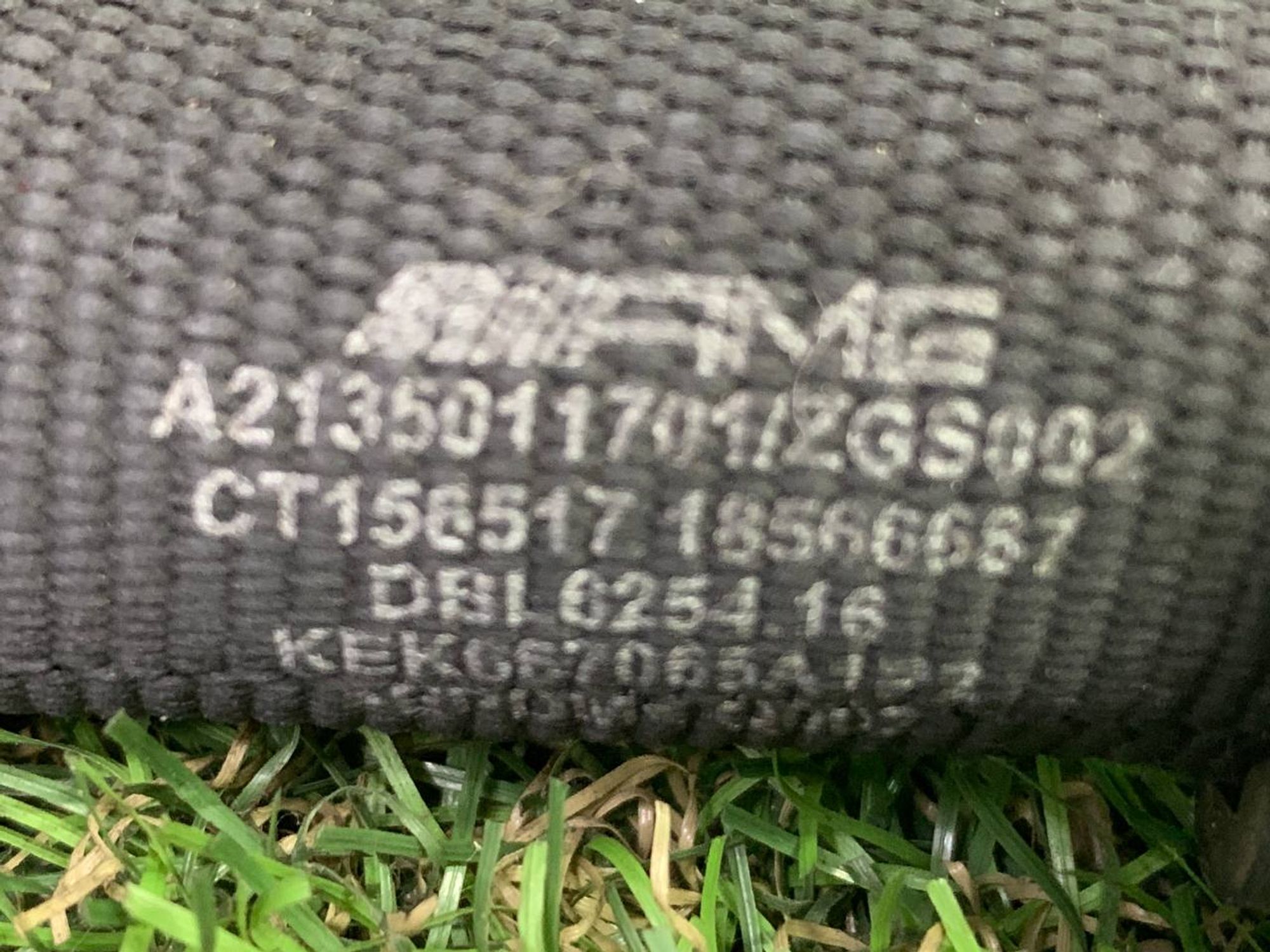 https://ycs.partsauto.market/partsauto-images/thmbs/h353NjtZg3VDP19b5HMt7LlpbQ93/18423f4f77be1277561e7e64aa18bc7d/9b6fe7a52dca34bd92adc479b5777cca.jpg