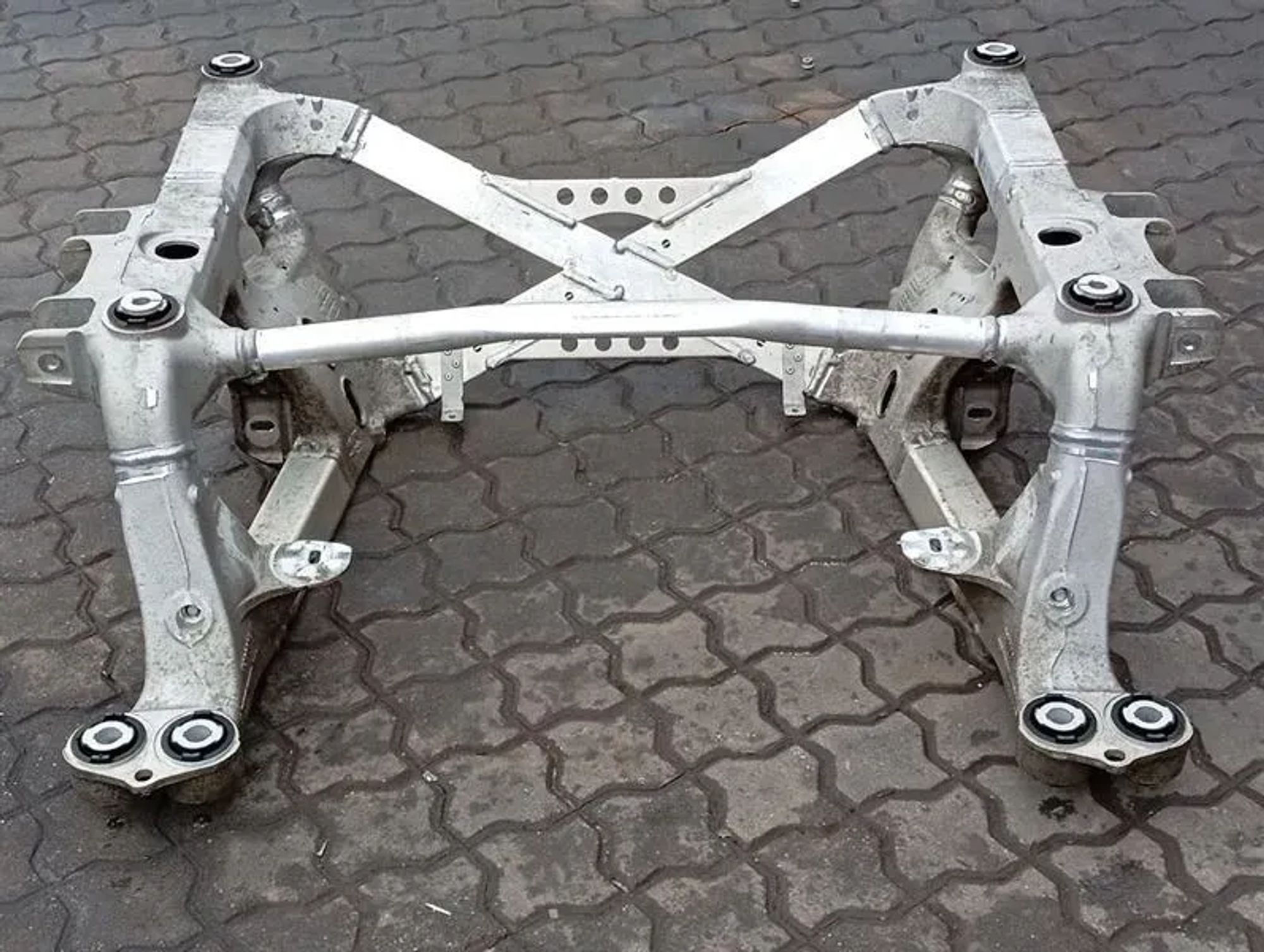 Подрамник  Задний Aston Martin Rapide, 525000 рублей, Москва