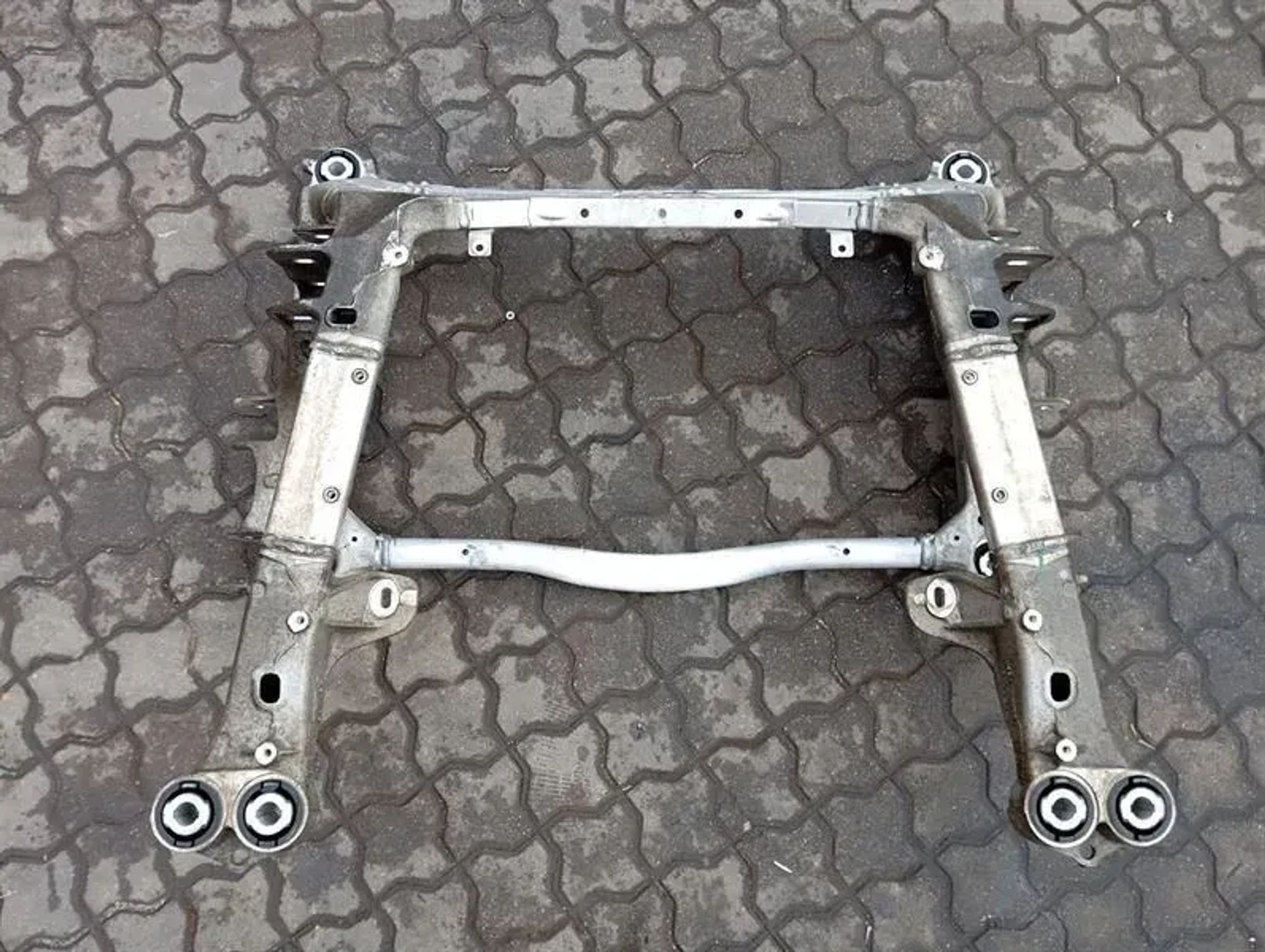 Подрамник  Задний Aston Martin Rapide, 525000 рублей, Москва