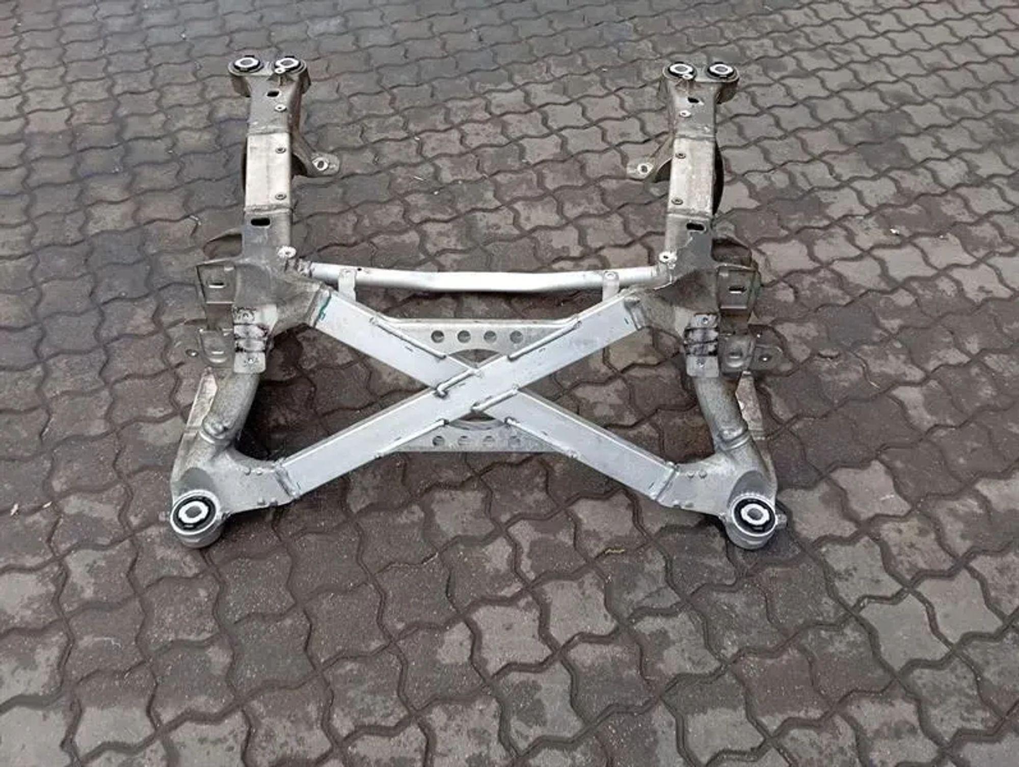 Подрамник  Задний Aston Martin Rapide, 525000 рублей, Москва