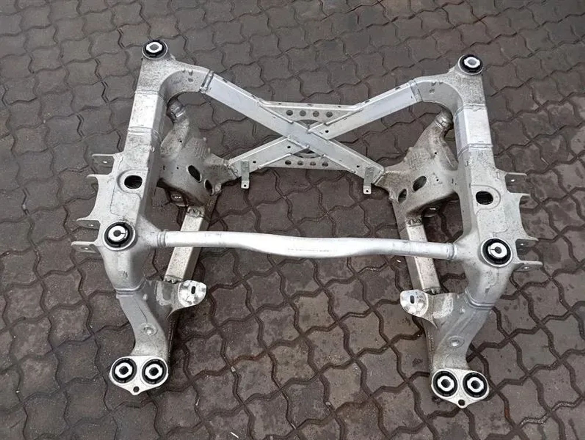 https://ycs.partsauto.market/partsauto-images/thmbs/h353NjtZg3VDP19b5HMt7LlpbQ93/1c35568a06de98f4cdb54ea4b5773a58/733d0b0cc884541ff281f7994e6746b8.jpg
