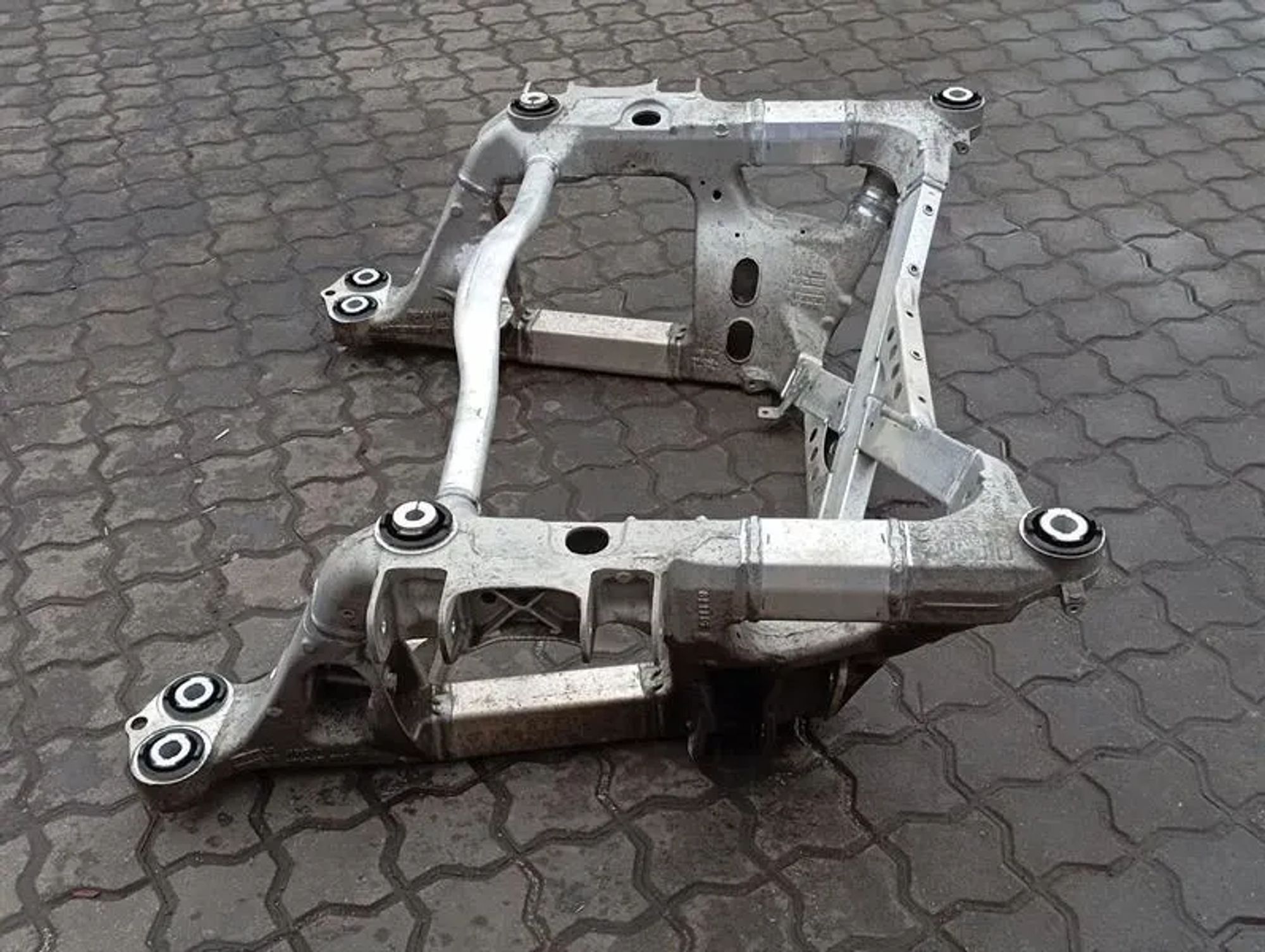 Подрамник  Задний Aston Martin Rapide, 525000 рублей, Москва