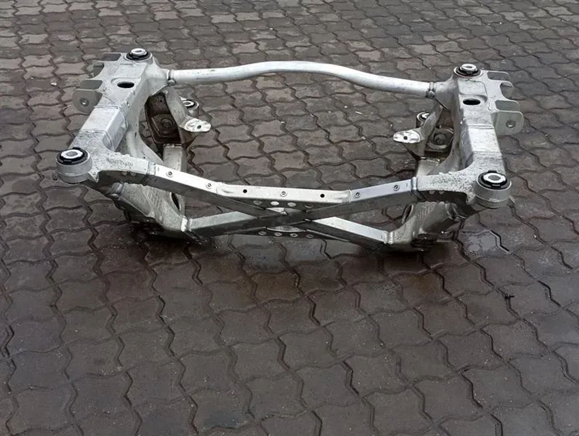 Подрамник  Задний Aston Martin Rapide, 525000 рублей, Москва