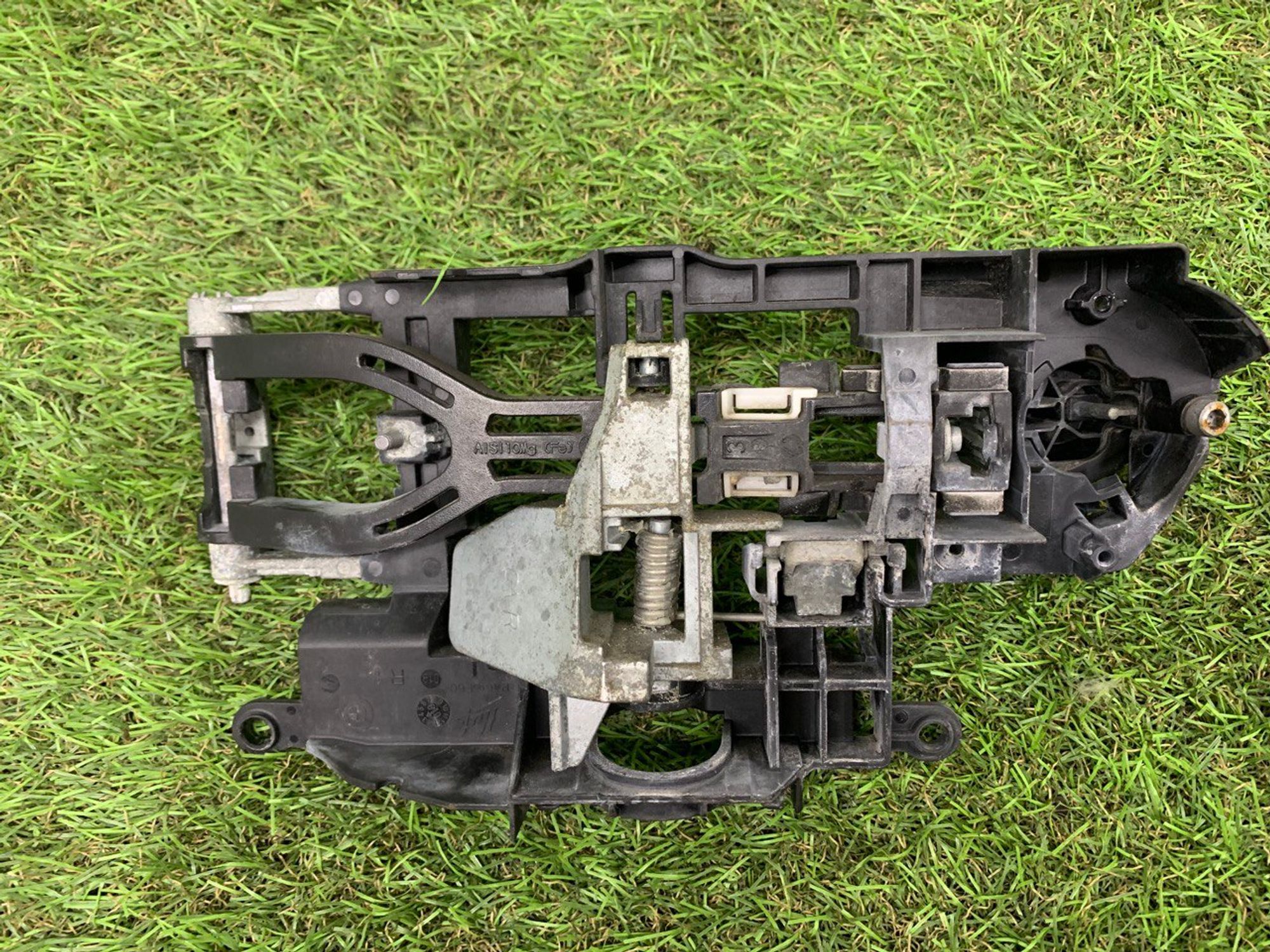 Кронштейн задней правой ручки BMW F01 F02, 1000 рублей, Москва