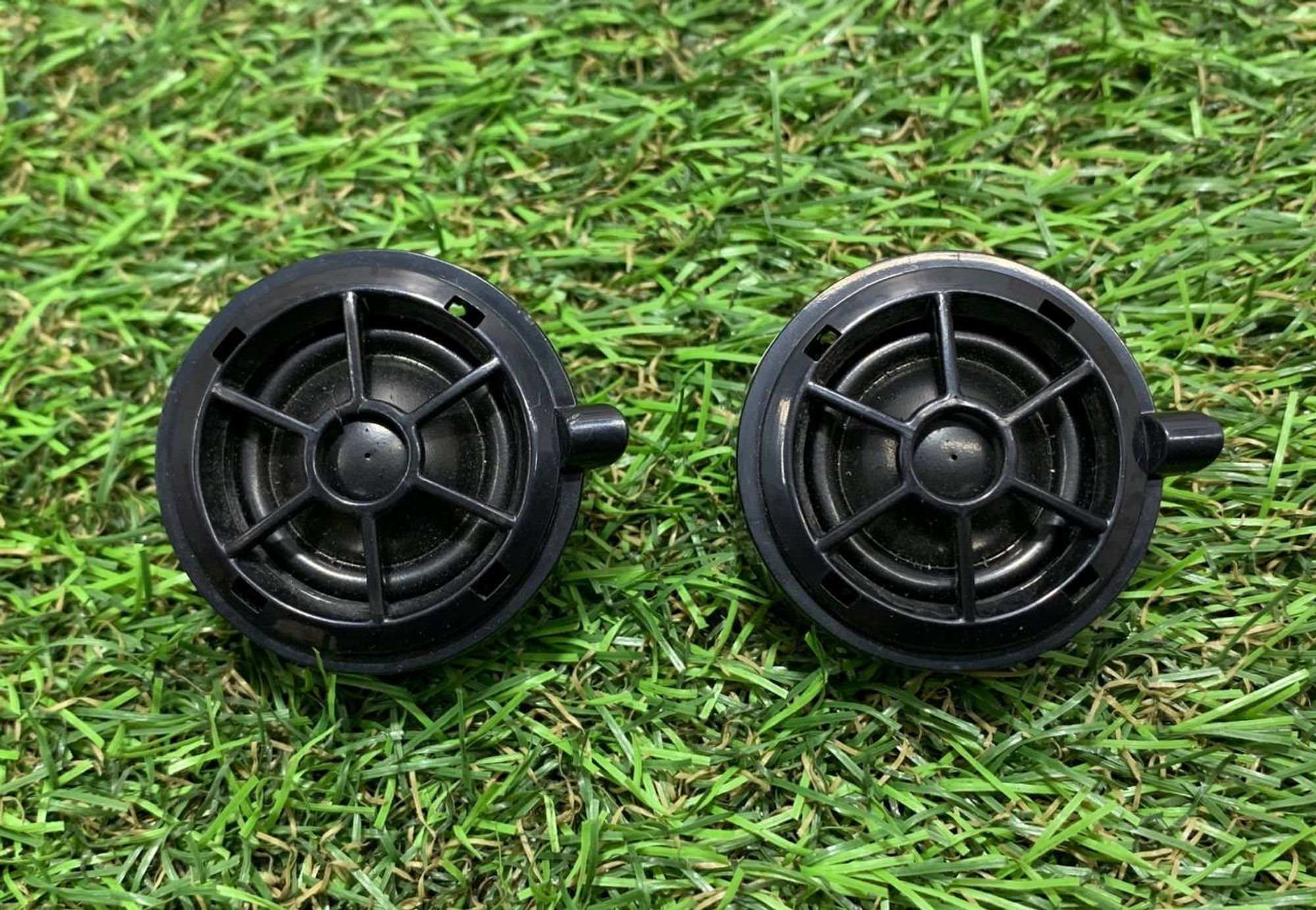 https://ycs.partsauto.market/partsauto-images/thmbs/h353NjtZg3VDP19b5HMt7LlpbQ93/1ce5a9a2c9cd6eb375b2941e2e7b0fbb/cacac0e87ad0a5ac7c9c4e79740aff4f.jpg